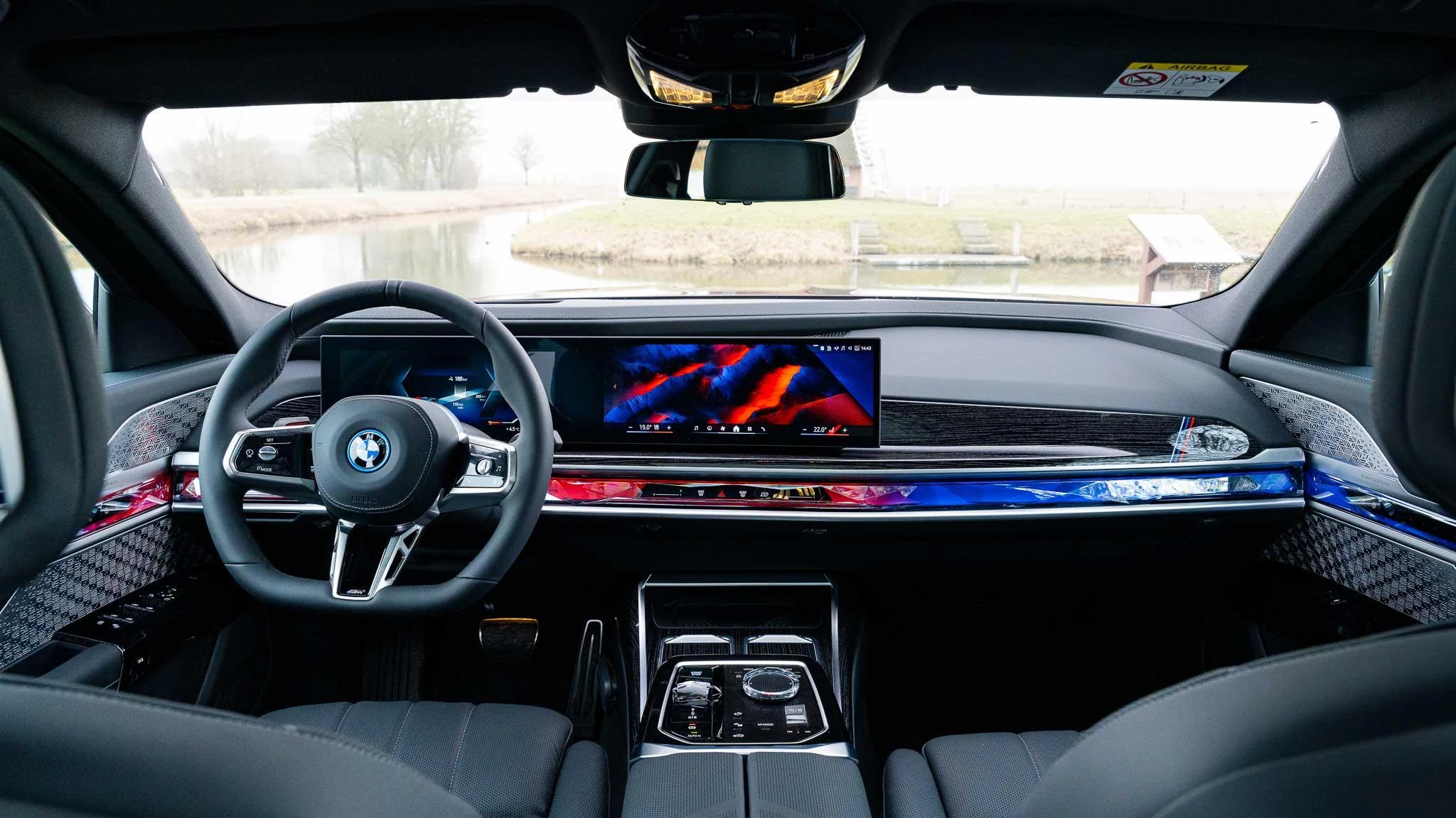 Hoofdafbeelding BMW i7
