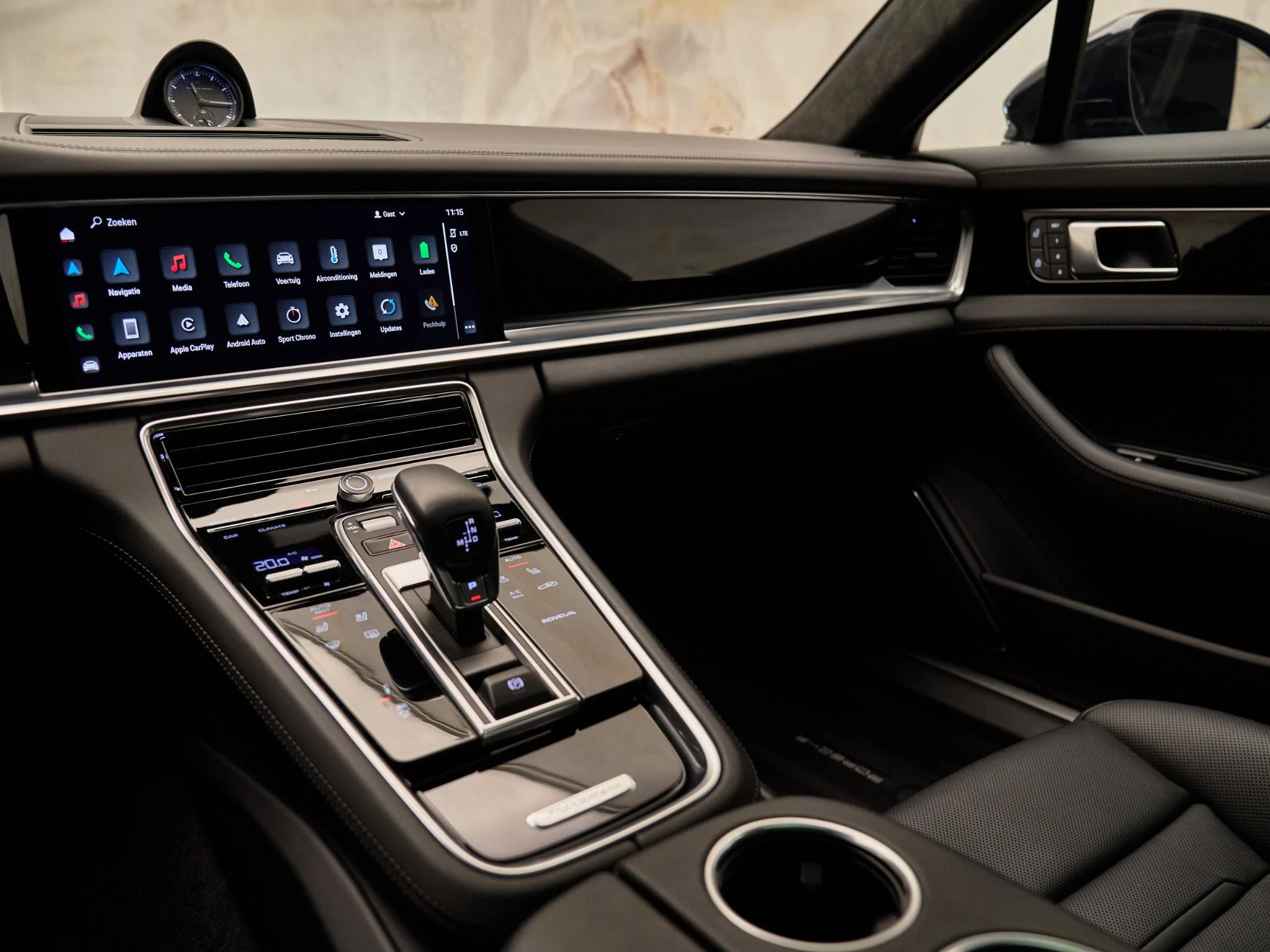 Hoofdafbeelding Porsche Panamera