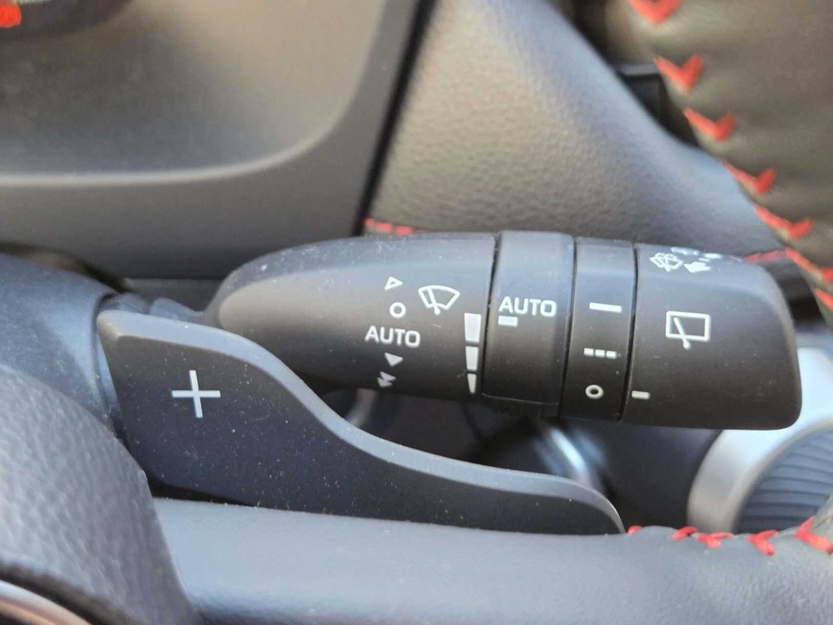 Hoofdafbeelding Suzuki Across