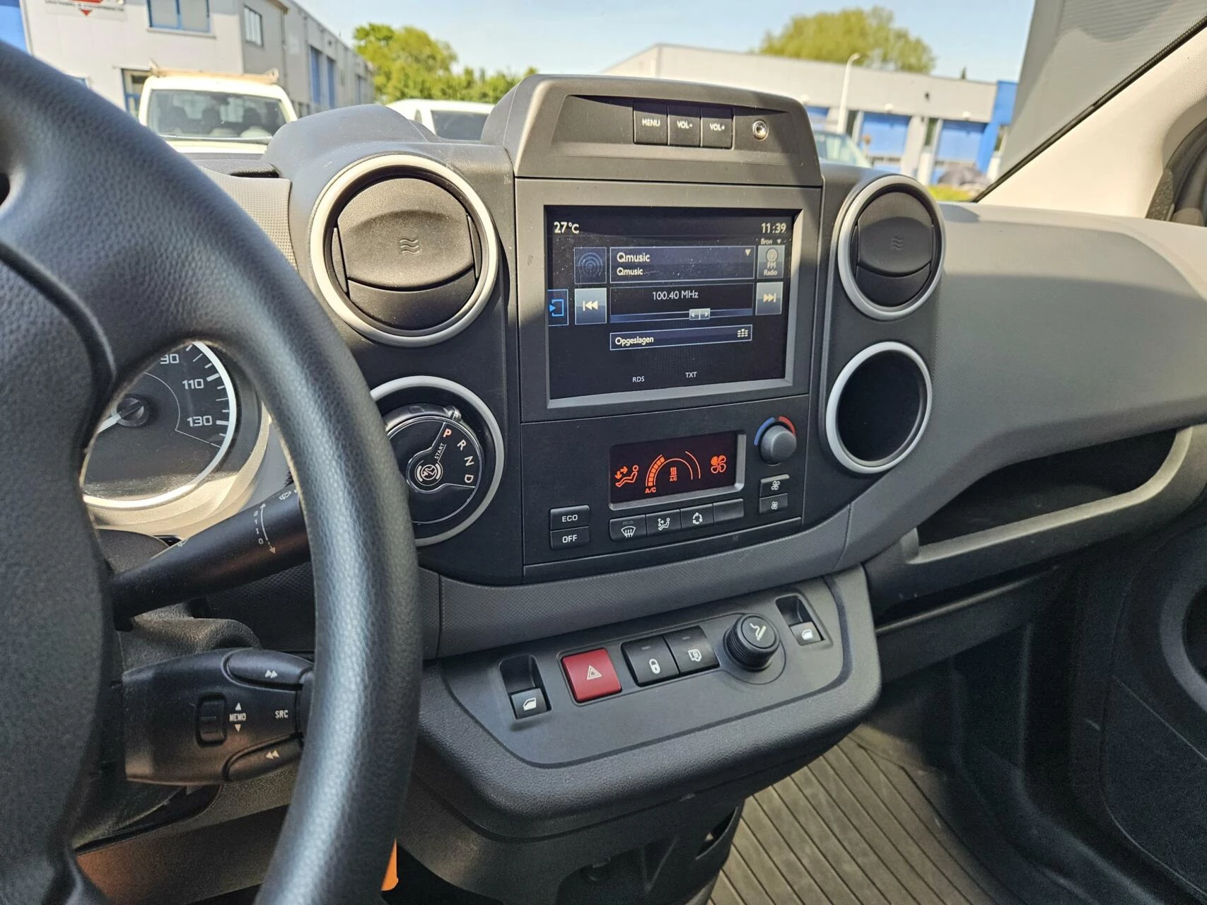 Hoofdafbeelding Peugeot Partner