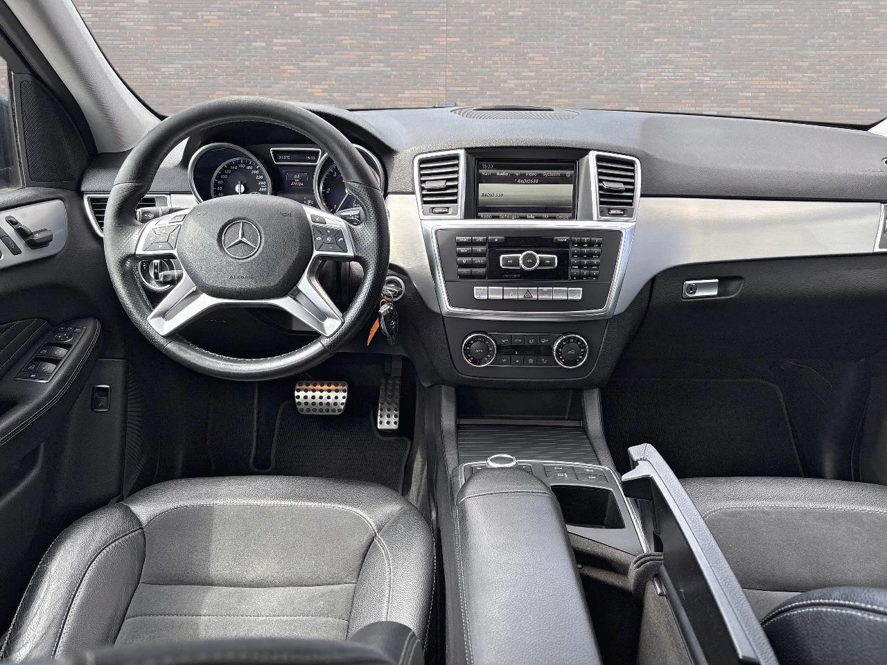 Hoofdafbeelding Mercedes-Benz M-Klasse
