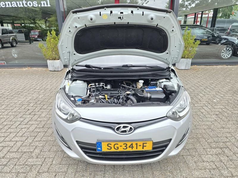 Hoofdafbeelding Hyundai i20