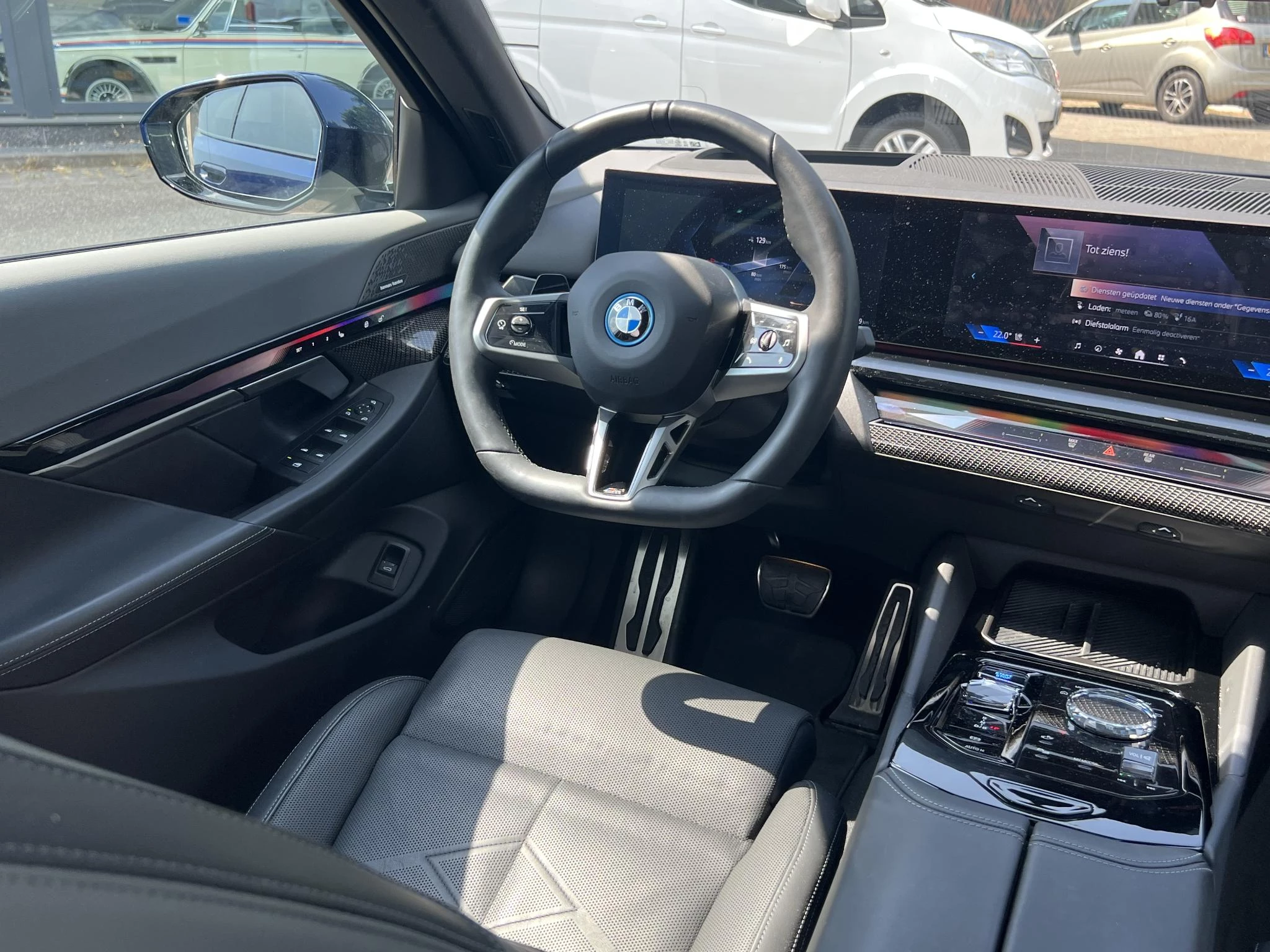Hoofdafbeelding BMW i5