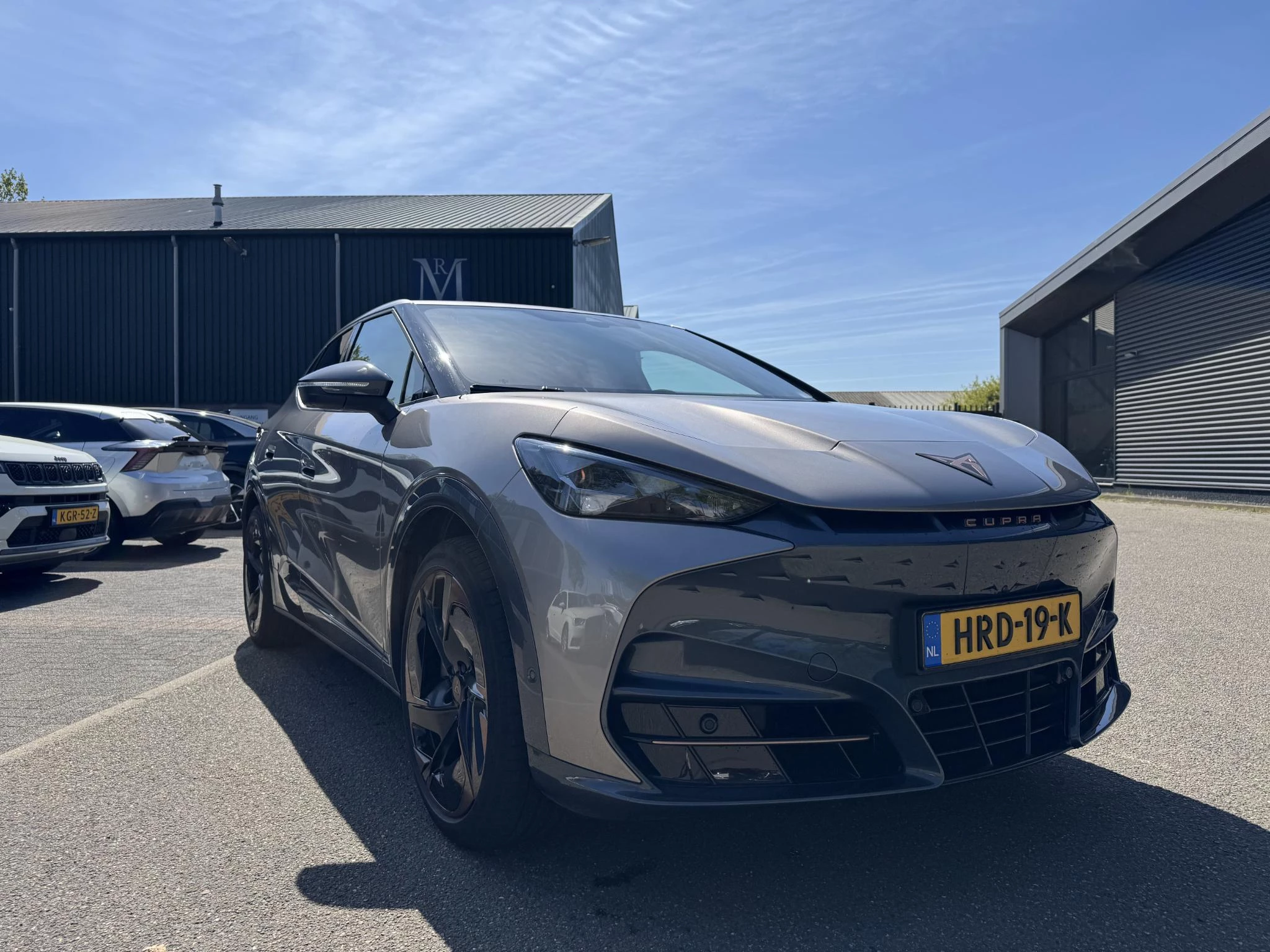 Hoofdafbeelding CUPRA Tavascan