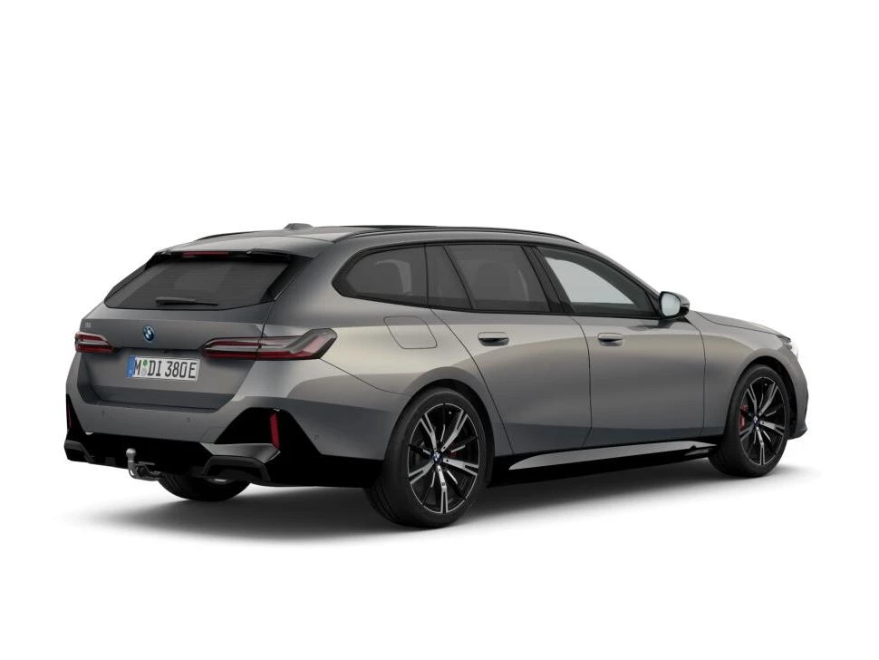 Hoofdafbeelding BMW i5