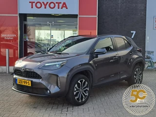 Toyota Yaris Cross 1.5 Hybrid 115 First Edition APPLE/ANDROID STOEL/STUURVERWARMING NAVI AD-CRUISE PRIVACY-GLASS 17"LM-VELGEN