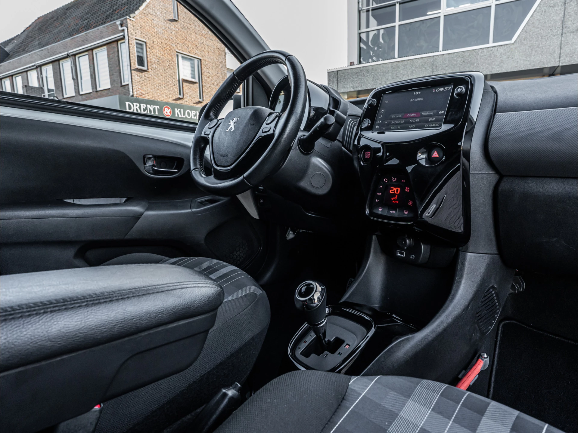 Hoofdafbeelding Peugeot 108