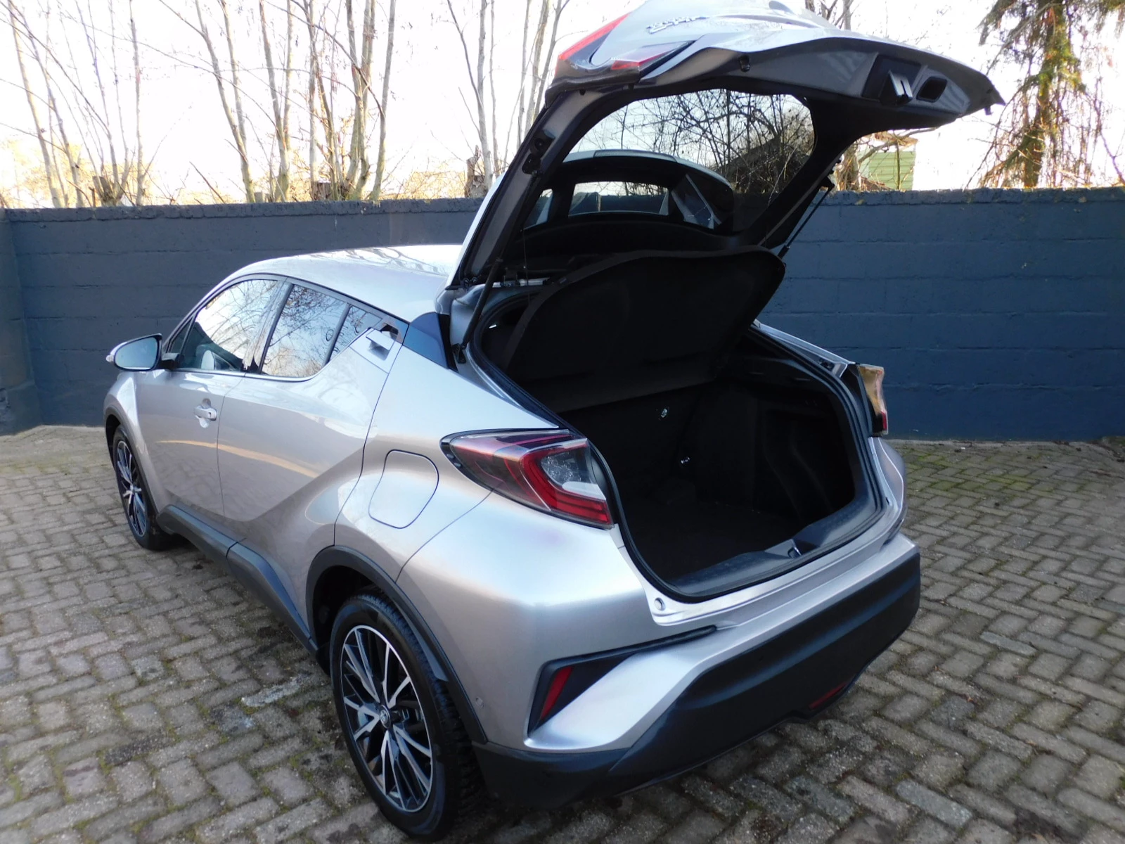 Hoofdafbeelding Toyota C-HR