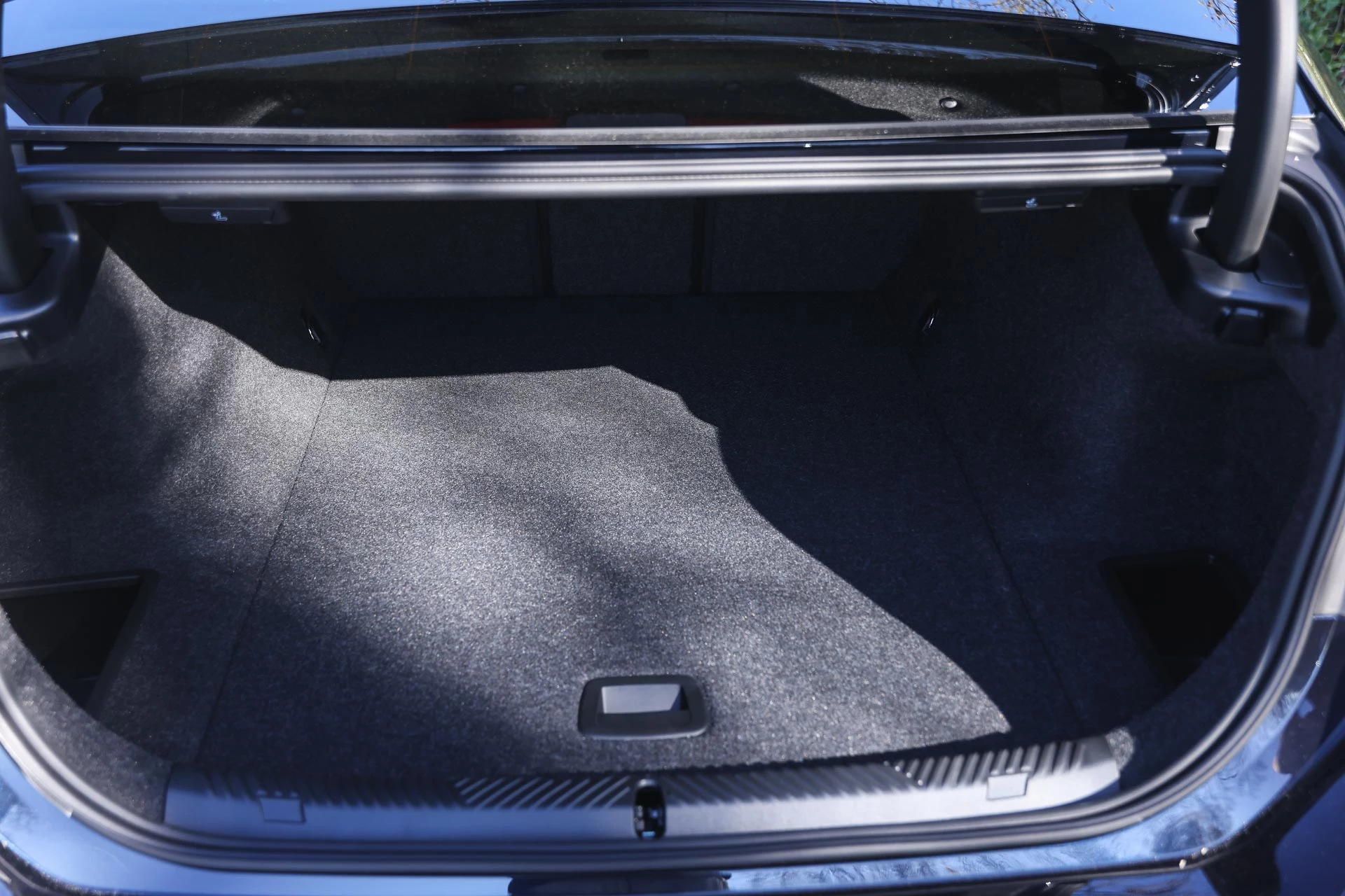 Hoofdafbeelding BMW i5