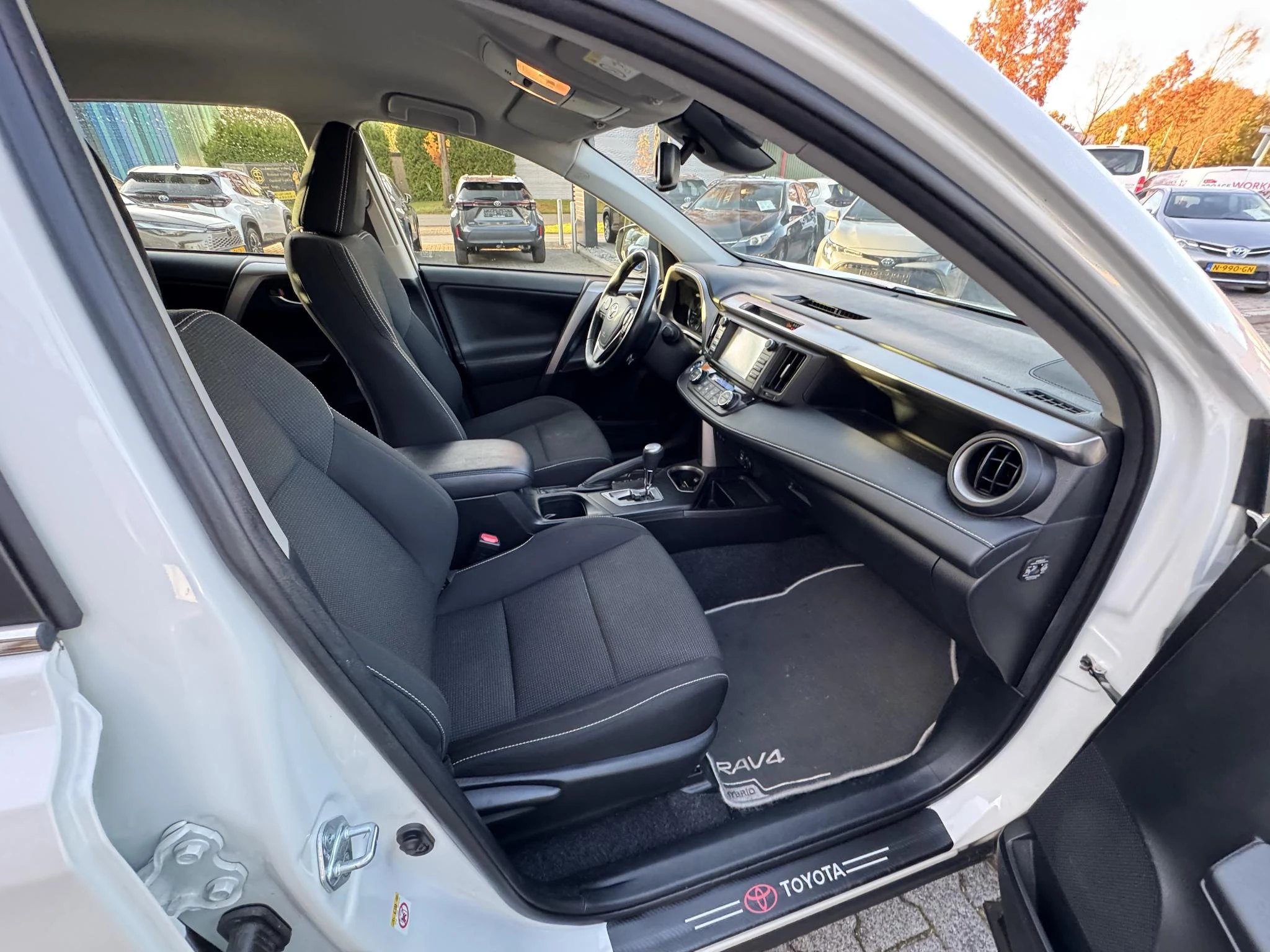 Hoofdafbeelding Toyota RAV4