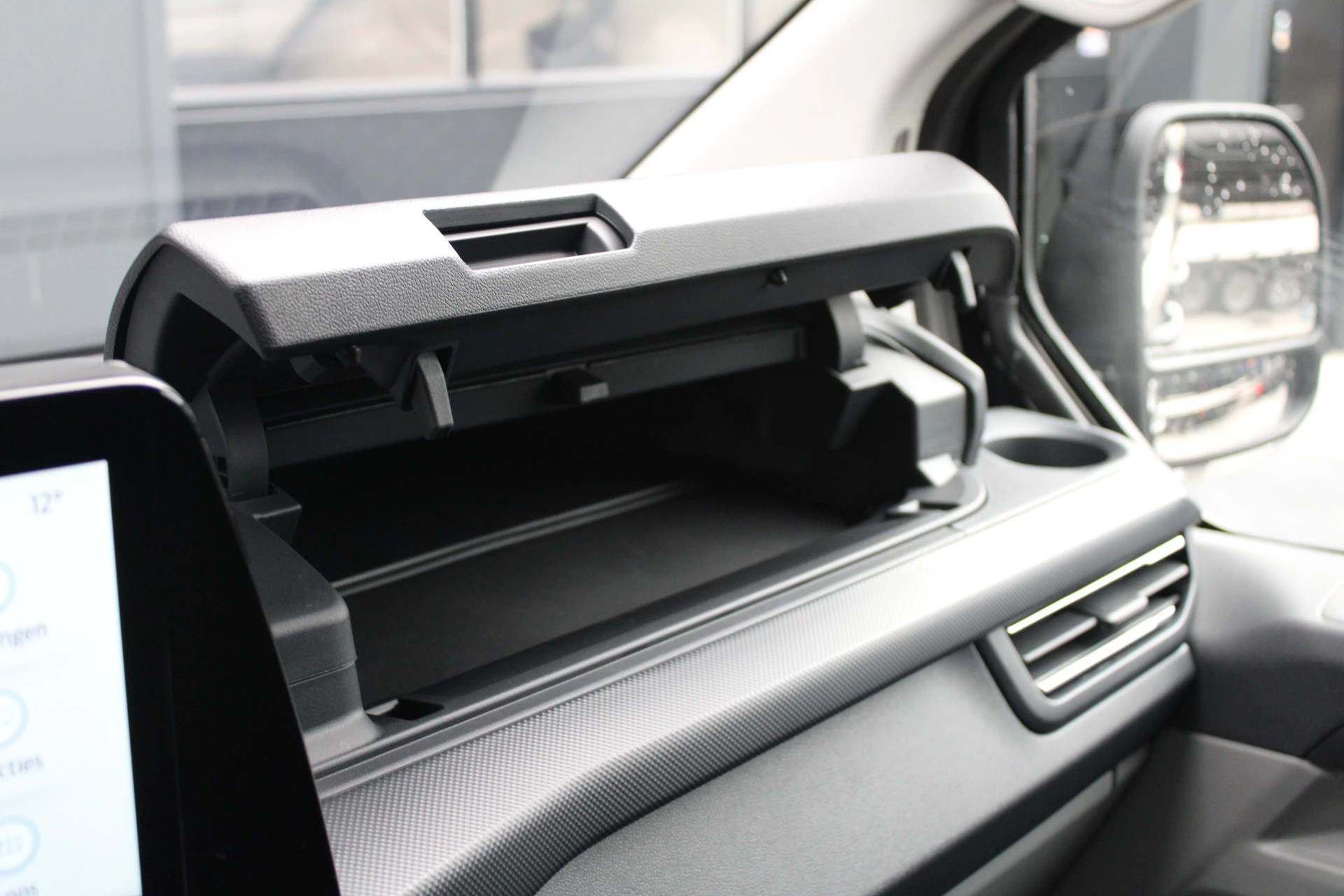 Hoofdafbeelding Ford E-Transit Custom