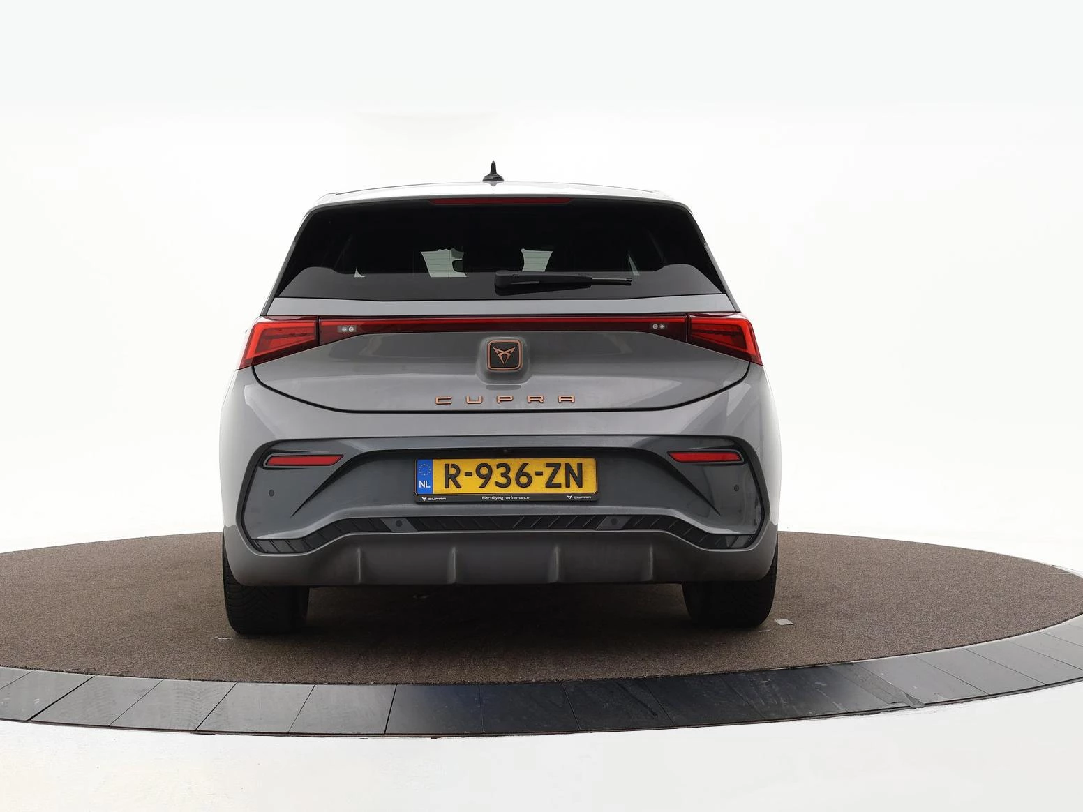 Hoofdafbeelding CUPRA Born