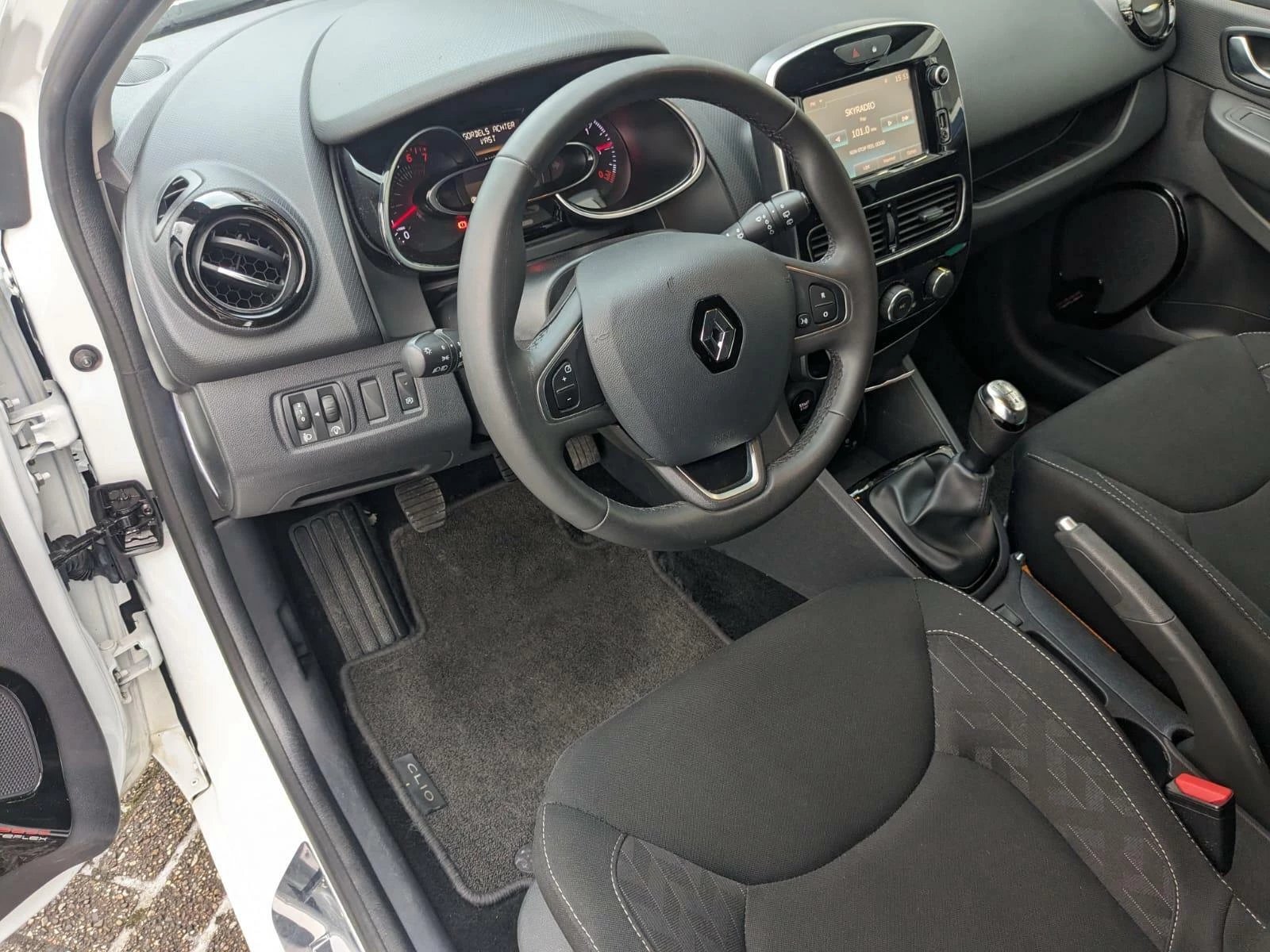 Hoofdafbeelding Renault Clio