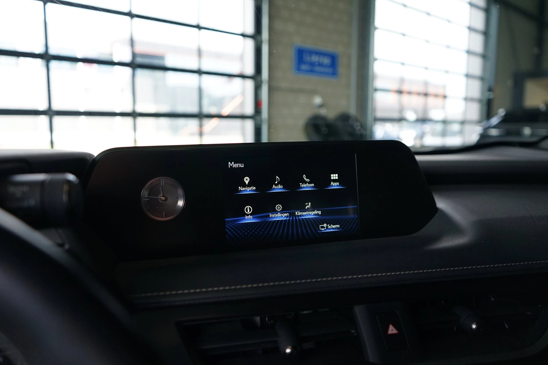 Hoofdafbeelding Lexus UX