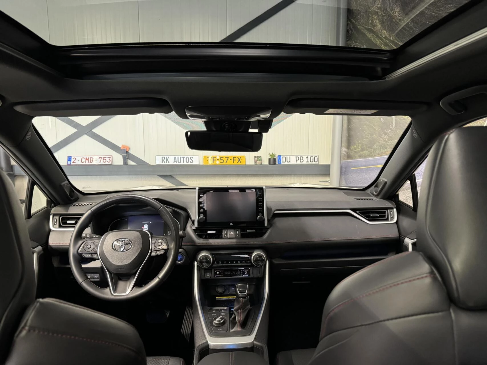 Hoofdafbeelding Toyota RAV4