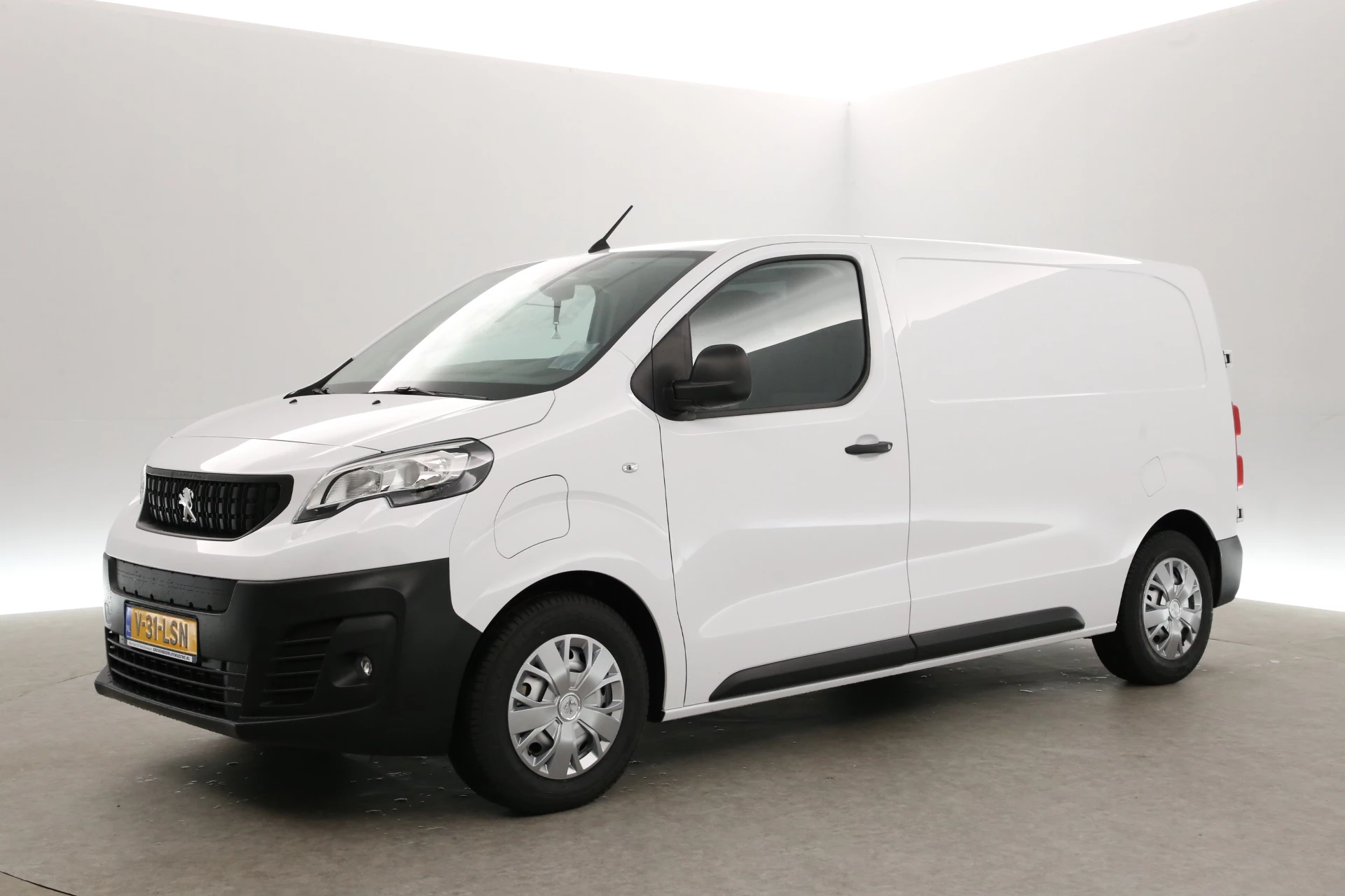 Hoofdafbeelding Peugeot e-Expert