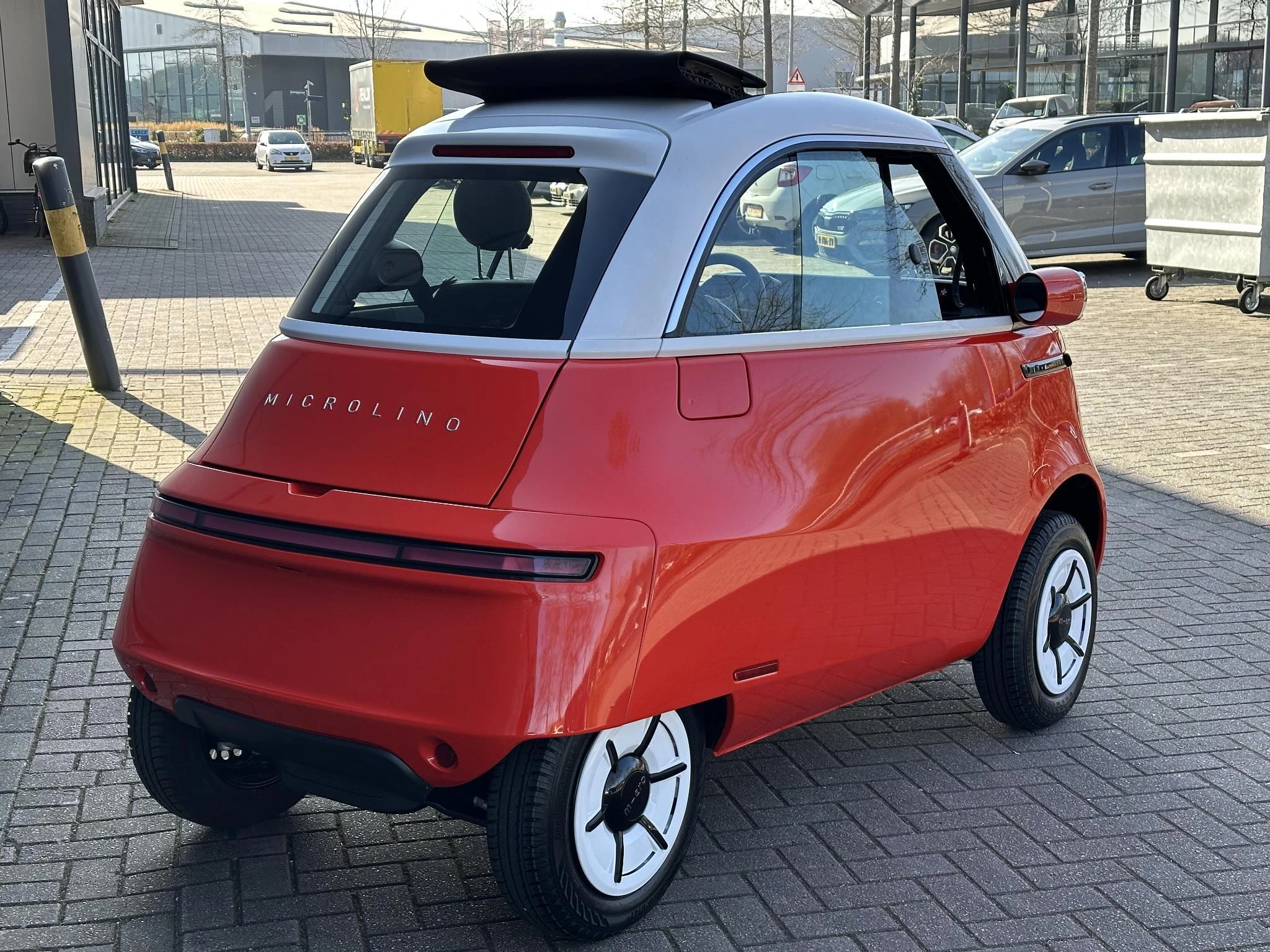 Hoofdafbeelding Microlino Competizione