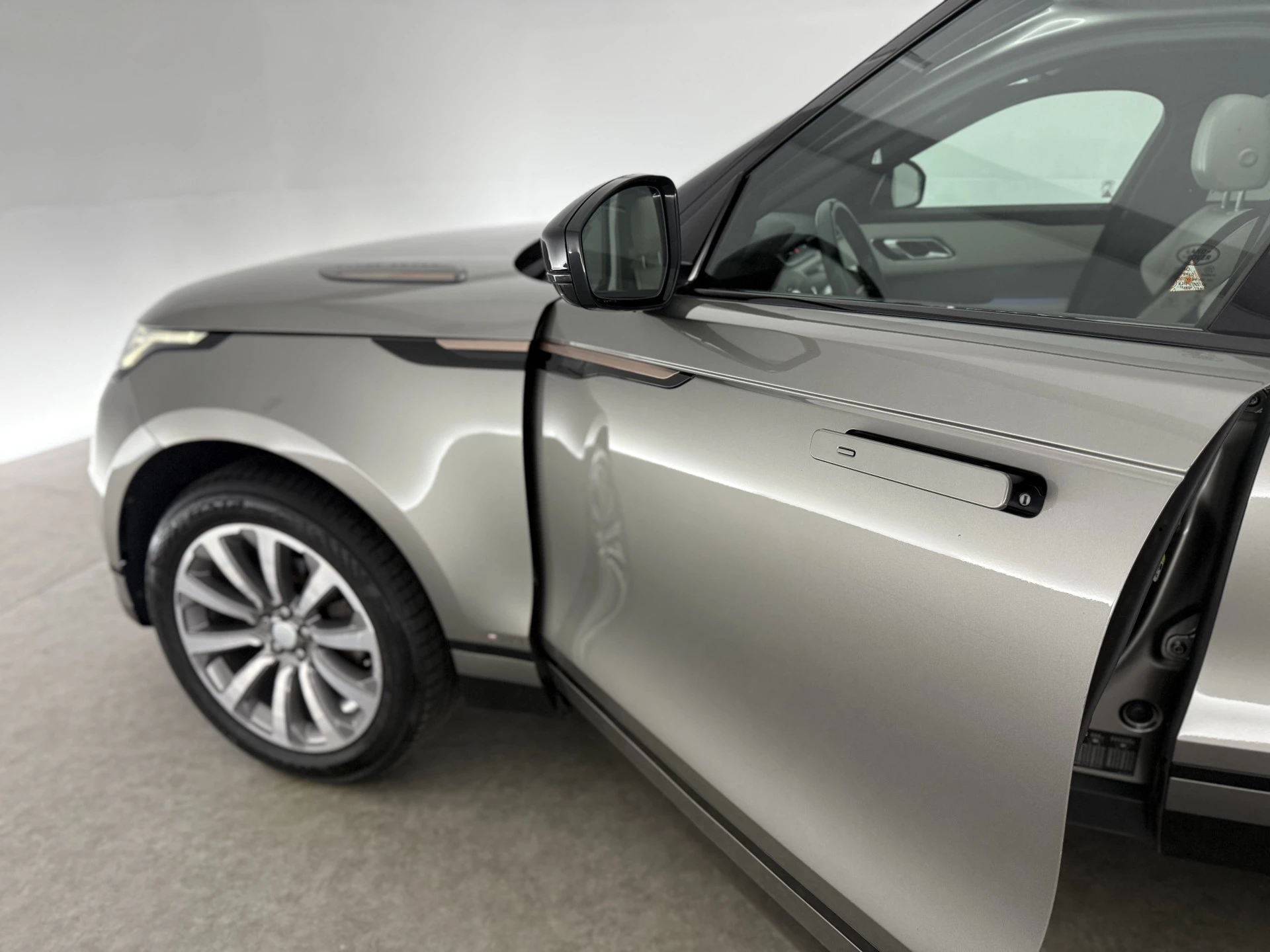 Hoofdafbeelding Land Rover Range Rover Velar