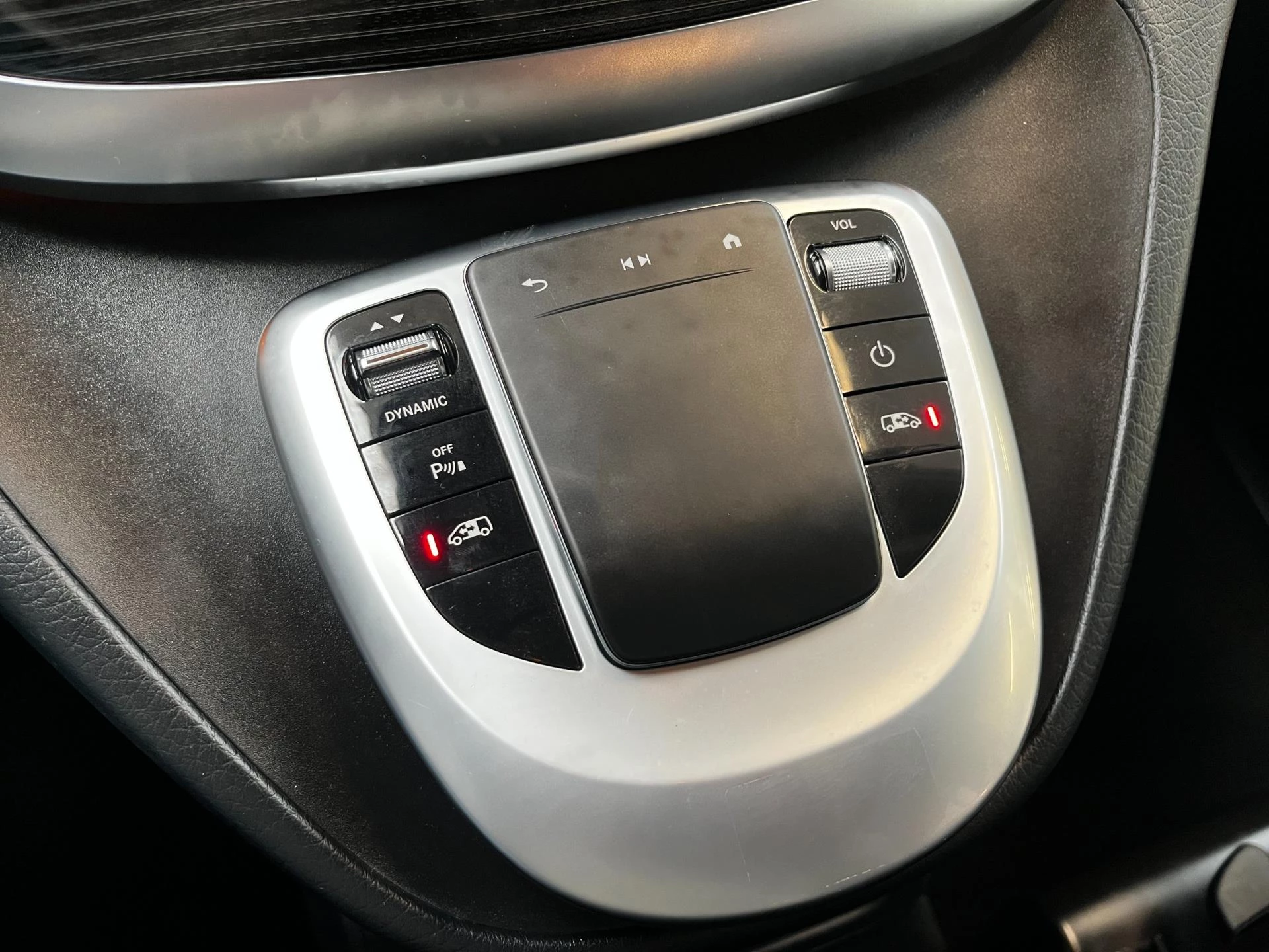 Hoofdafbeelding Mercedes-Benz EQV