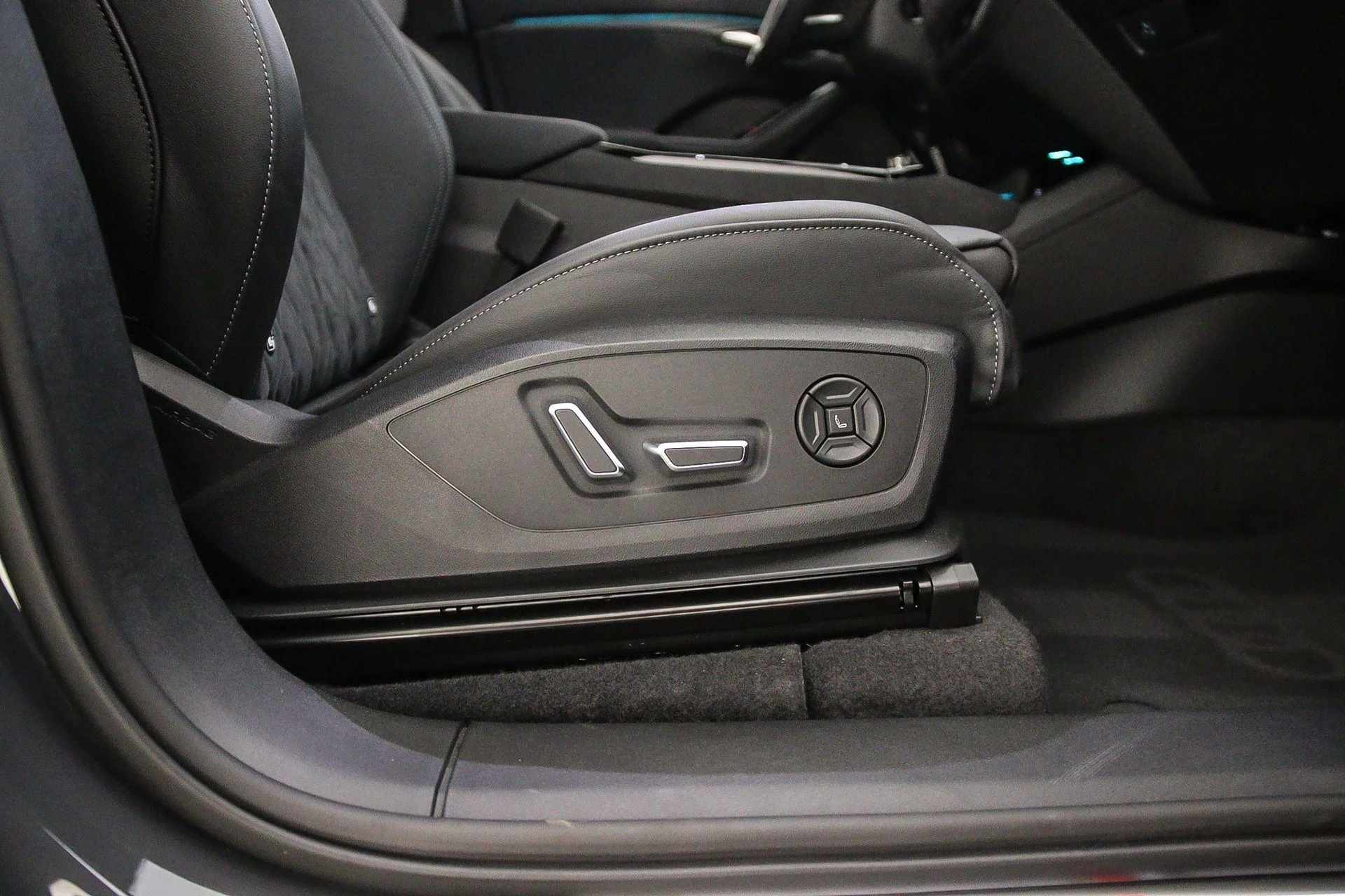 Hoofdafbeelding Audi Q6 e-tron