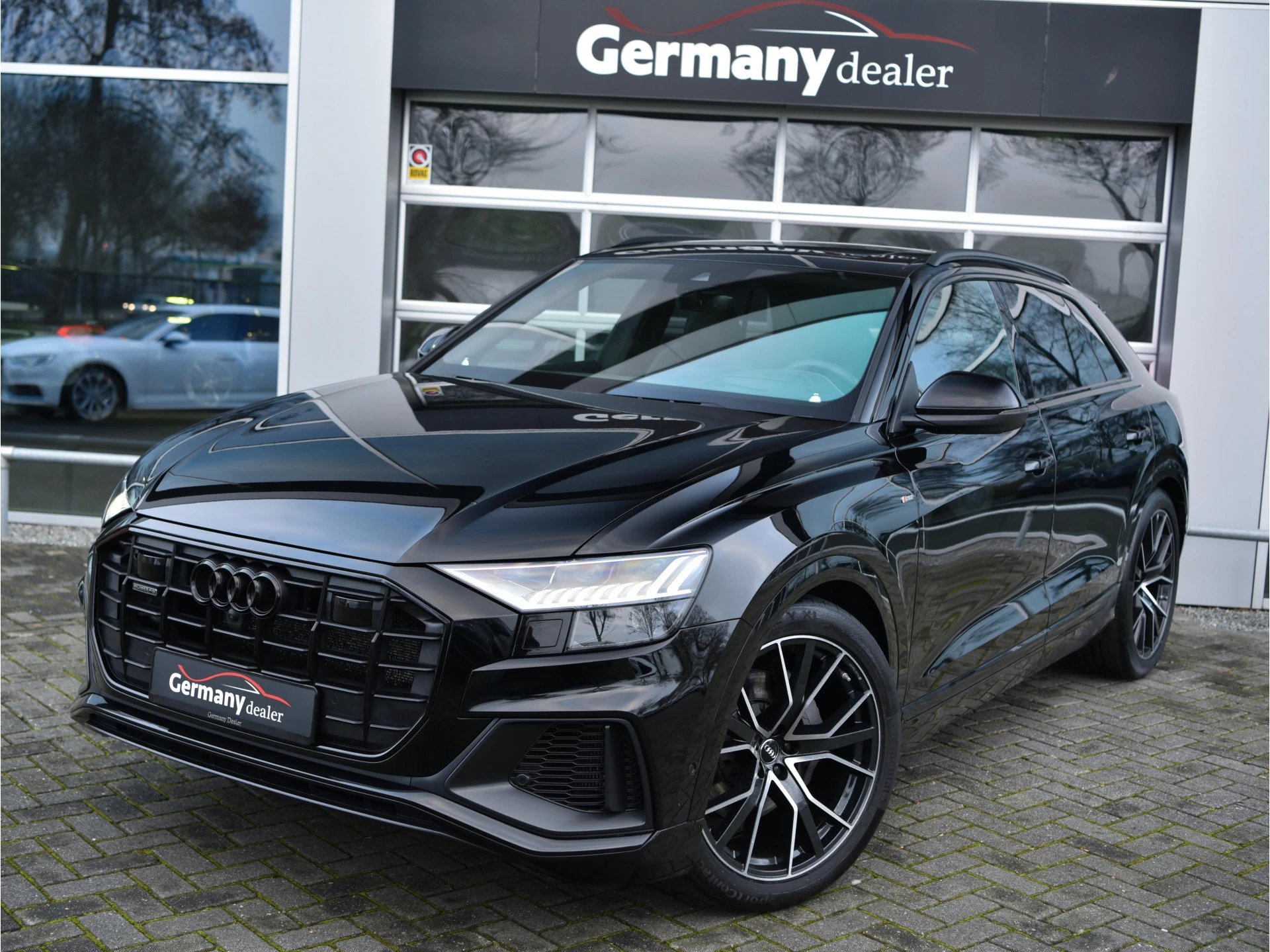 Hoofdafbeelding Audi Q8