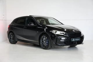 BMW 1 Serie 118i M-Sport Aut. NAP/Pano/Stoelvw/Cam/Trekhaak