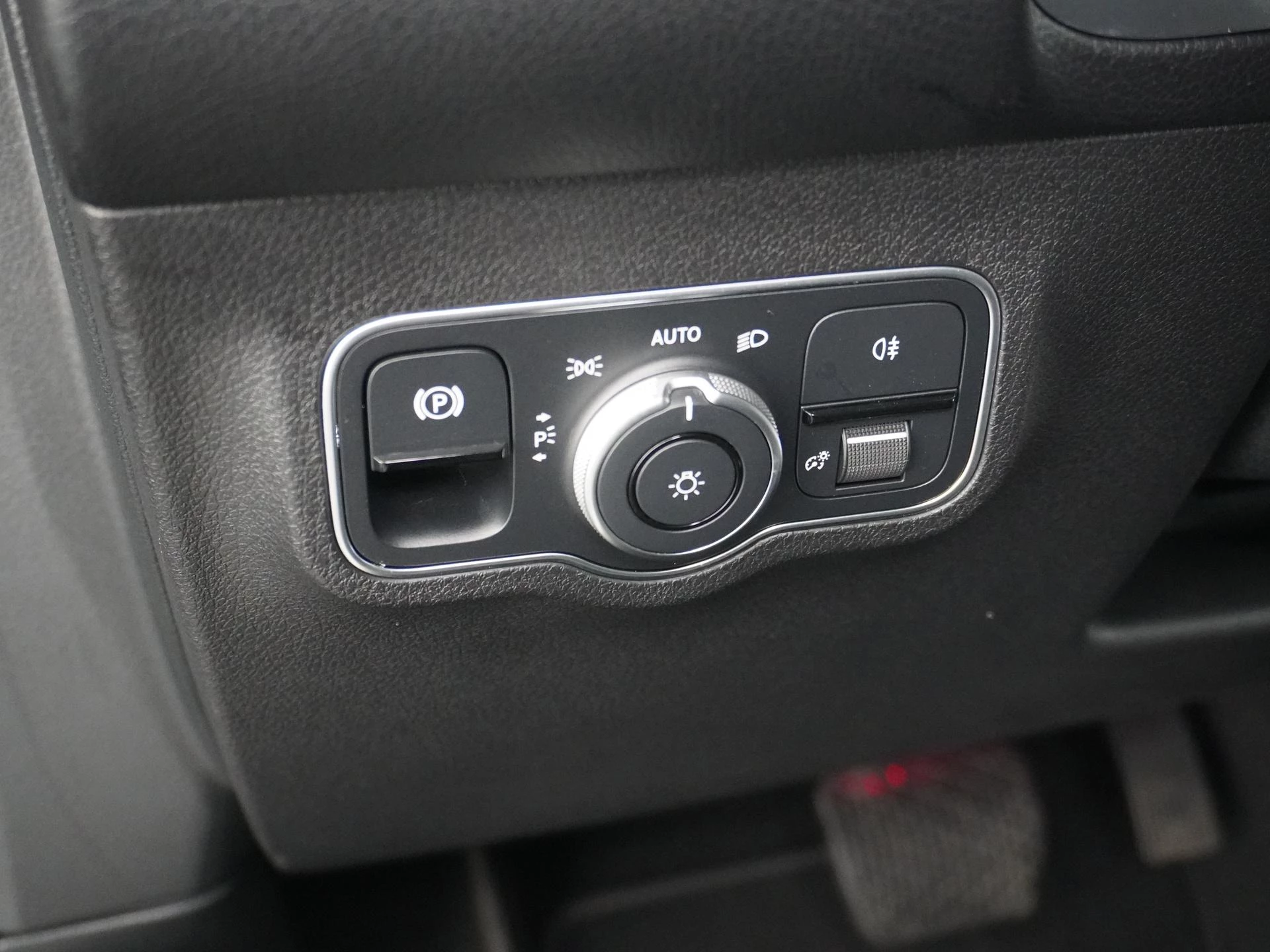 Hoofdafbeelding Mercedes-Benz EQB