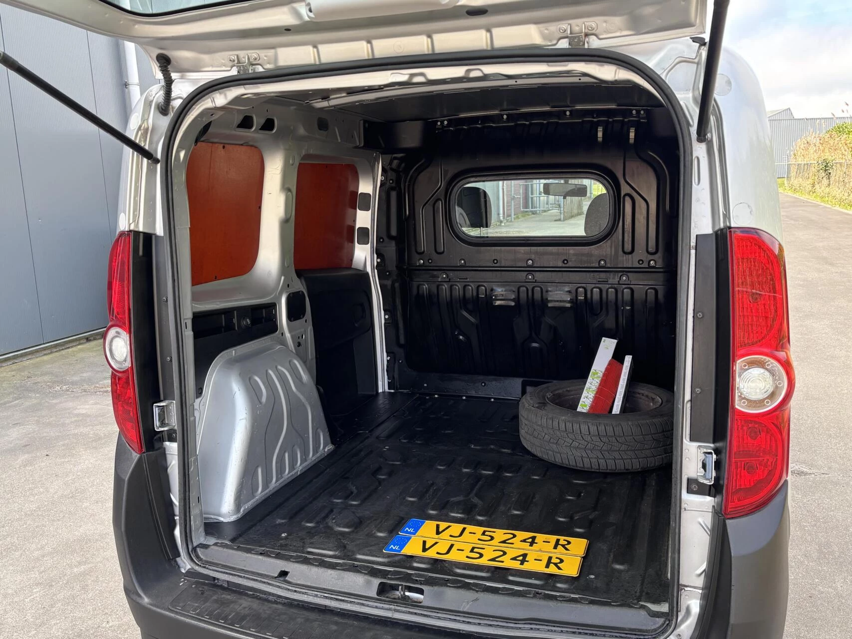 Hoofdafbeelding Opel Combo