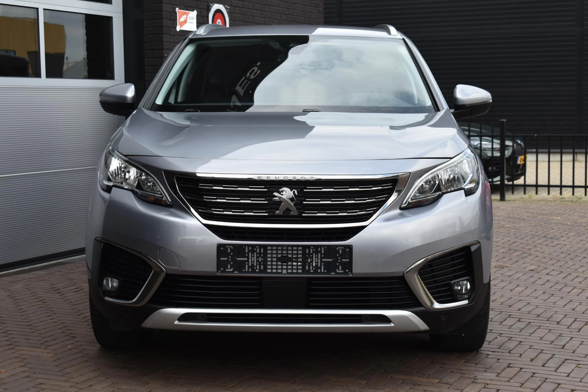 Hoofdafbeelding Peugeot 5008