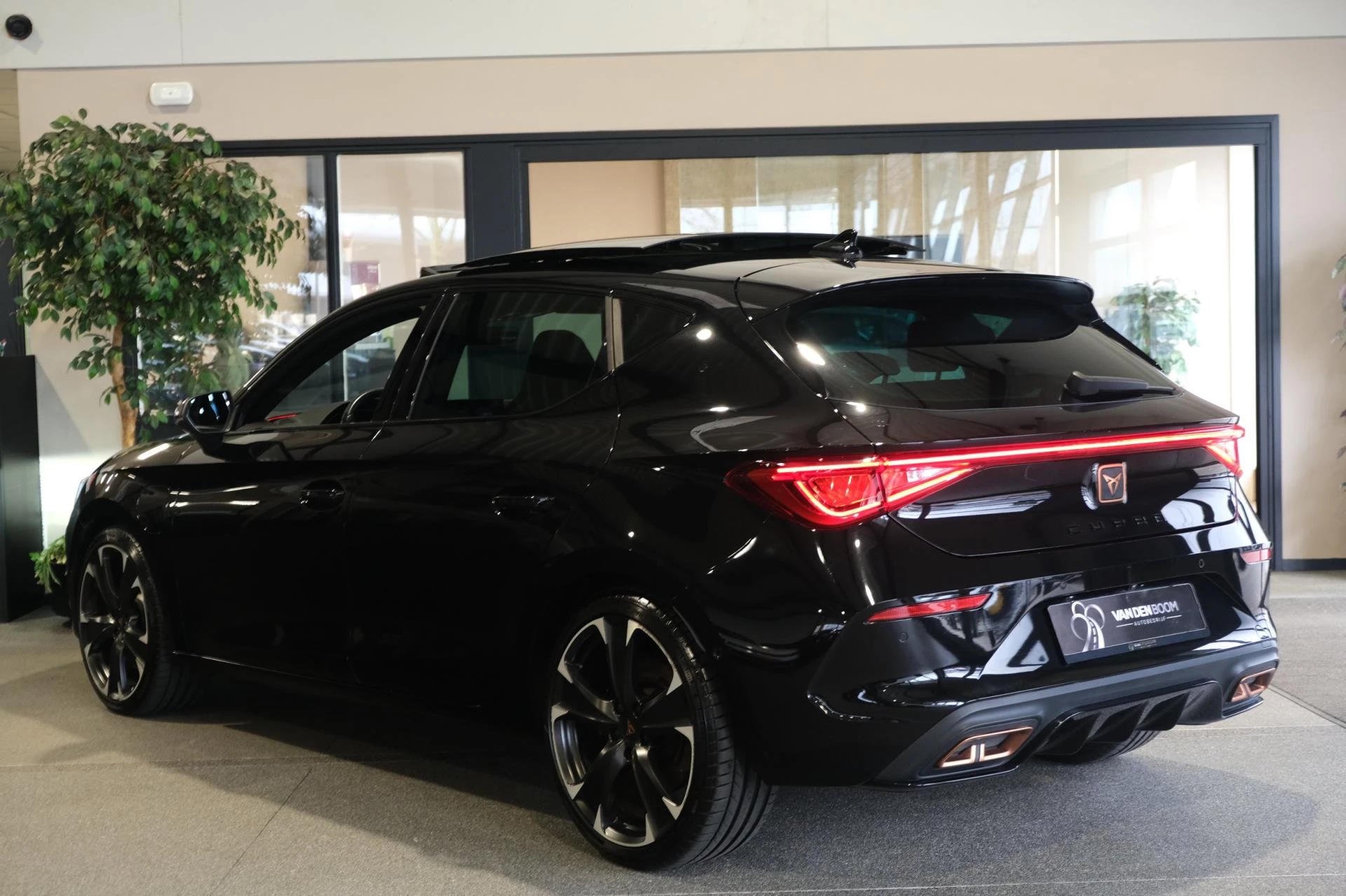 Hoofdafbeelding CUPRA Leon