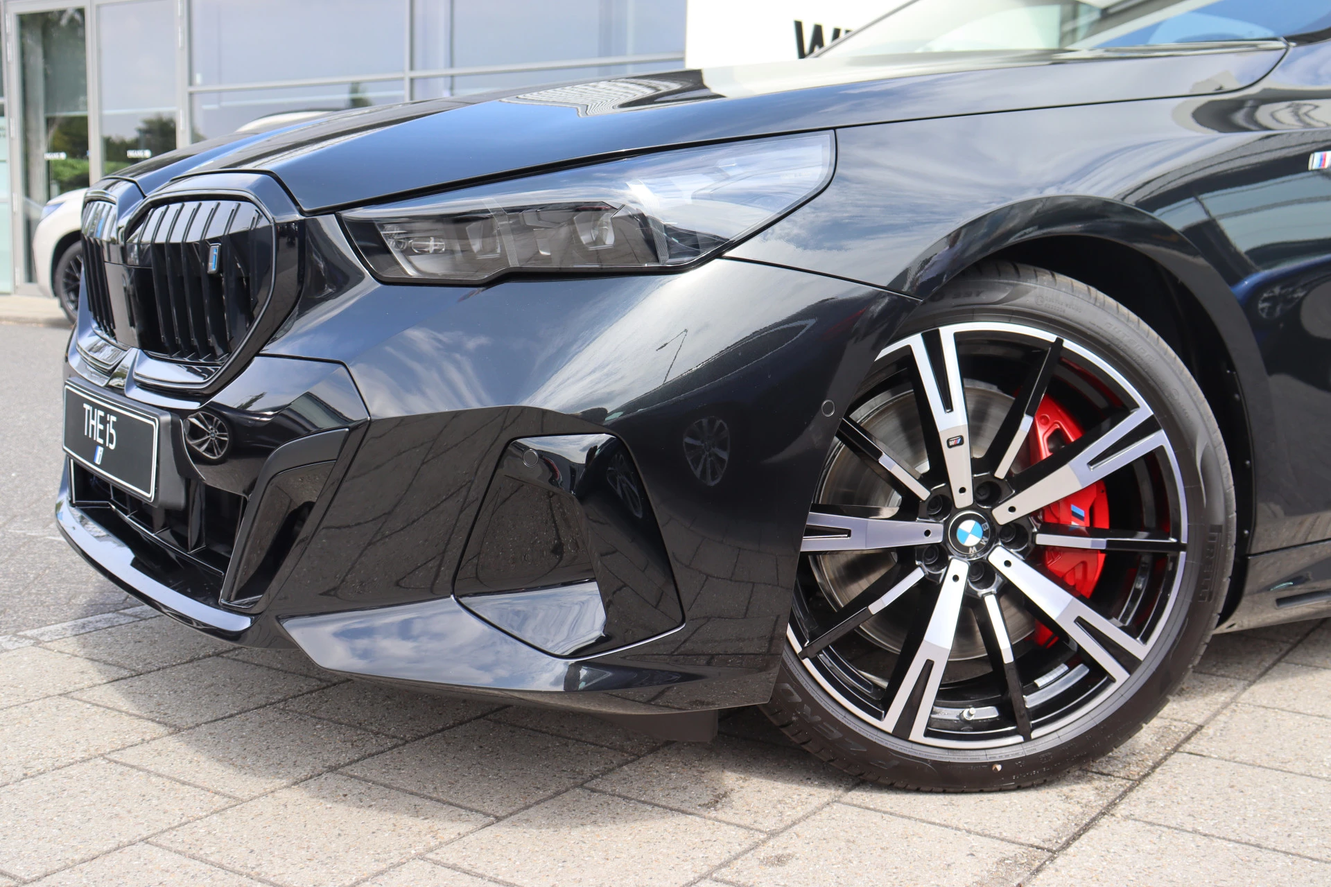 Hoofdafbeelding BMW i5