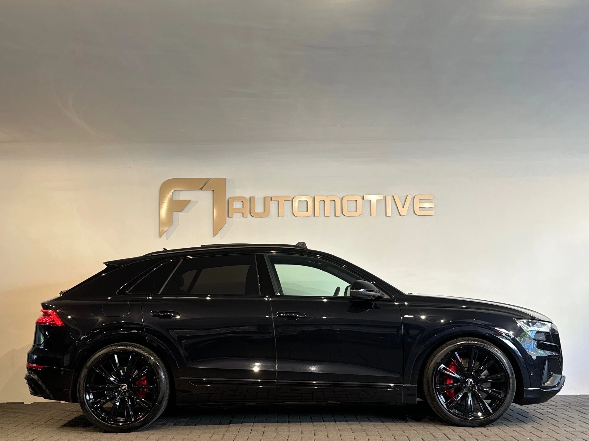 Hoofdafbeelding Audi Q8