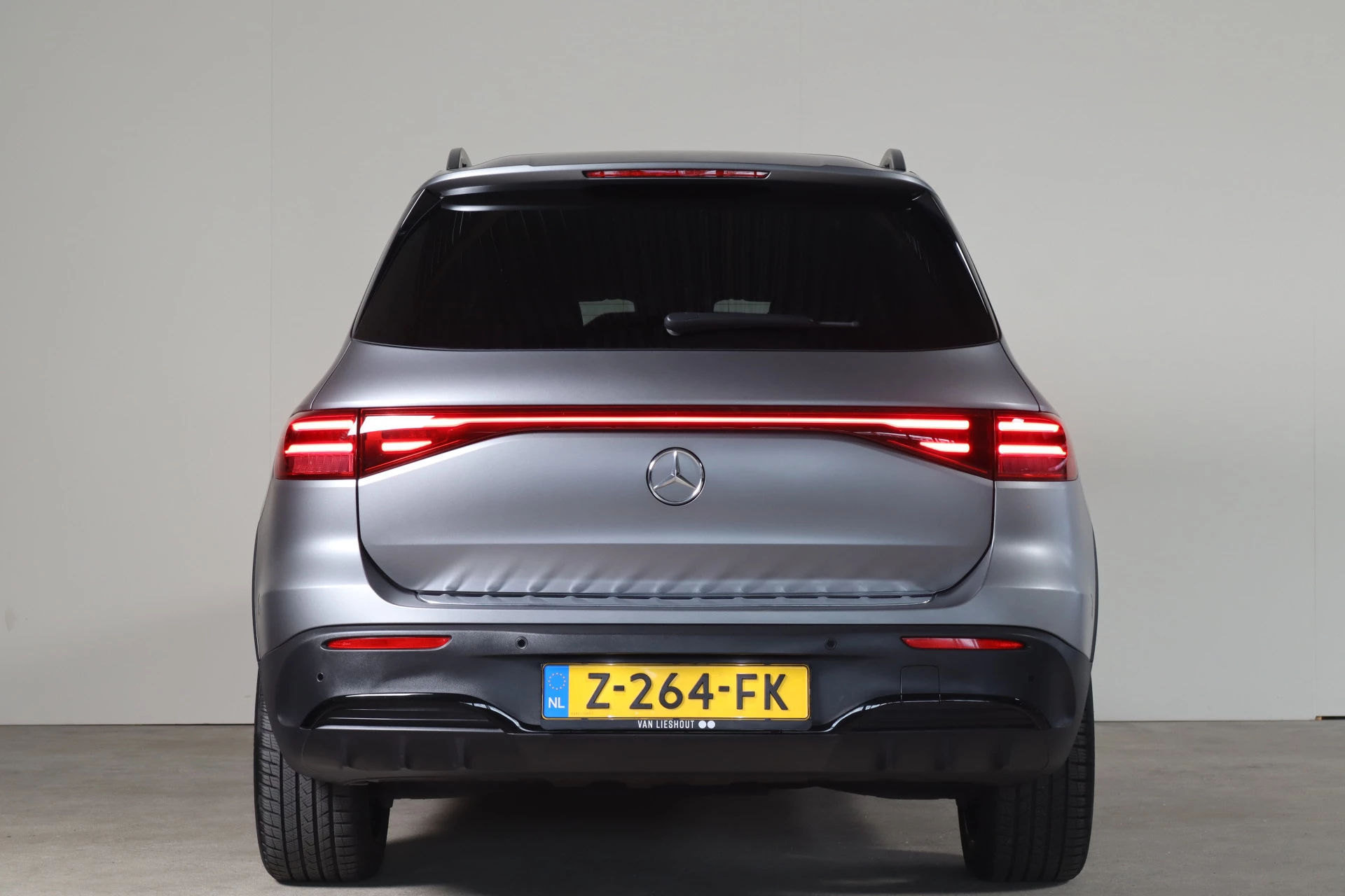 Hoofdafbeelding Mercedes-Benz EQB