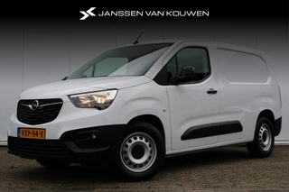 Hoofdafbeelding Opel Combo-e Opel Combo-e L2H1 Edition 50 kWh Trekhaak / Navigatie / Parkeercamera