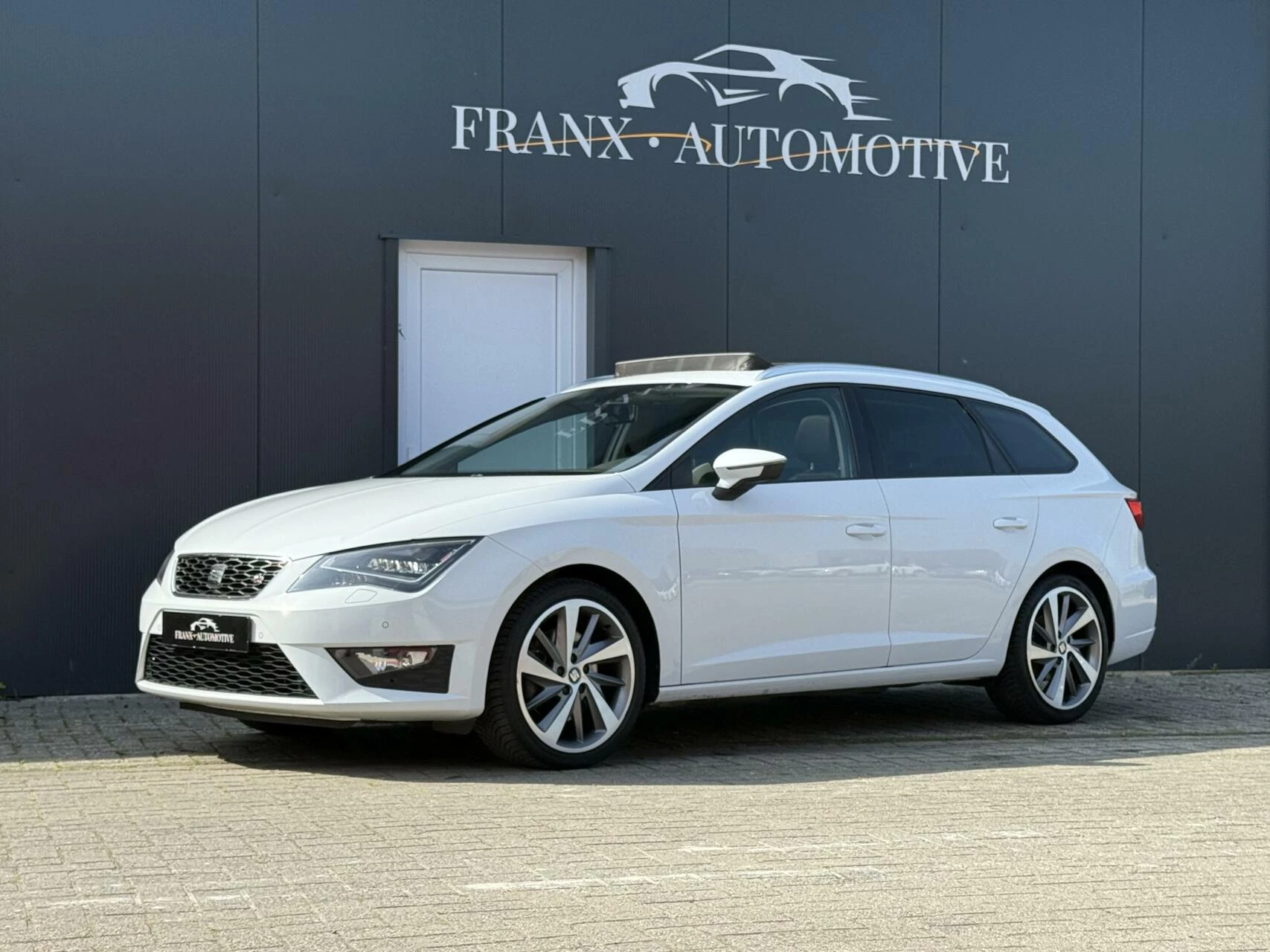 Hoofdafbeelding SEAT Leon