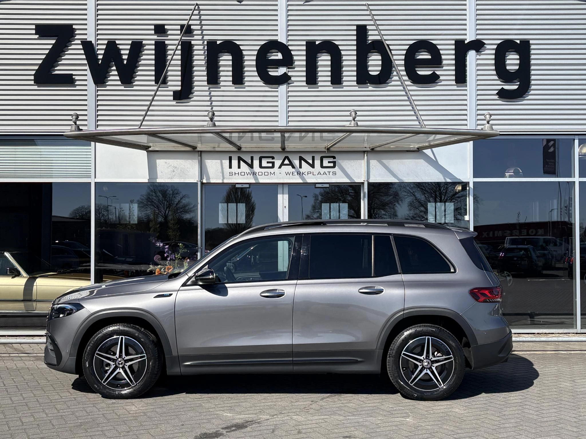 Hoofdafbeelding Mercedes-Benz EQB