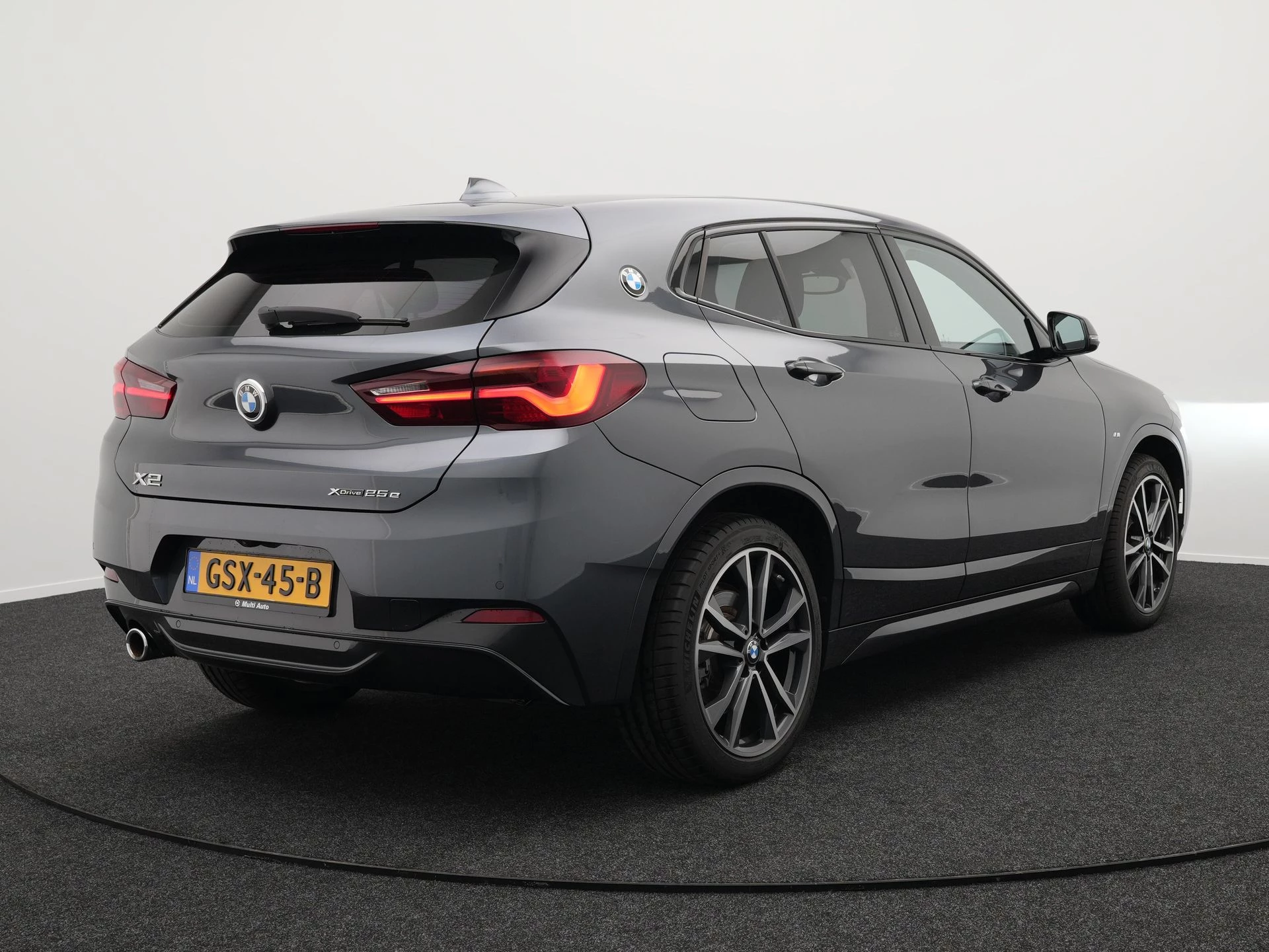 Hoofdafbeelding BMW X2