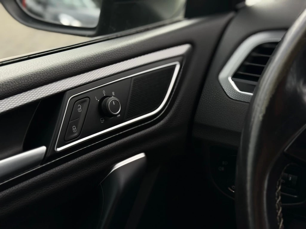 Hoofdafbeelding Volkswagen Golf Sportsvan