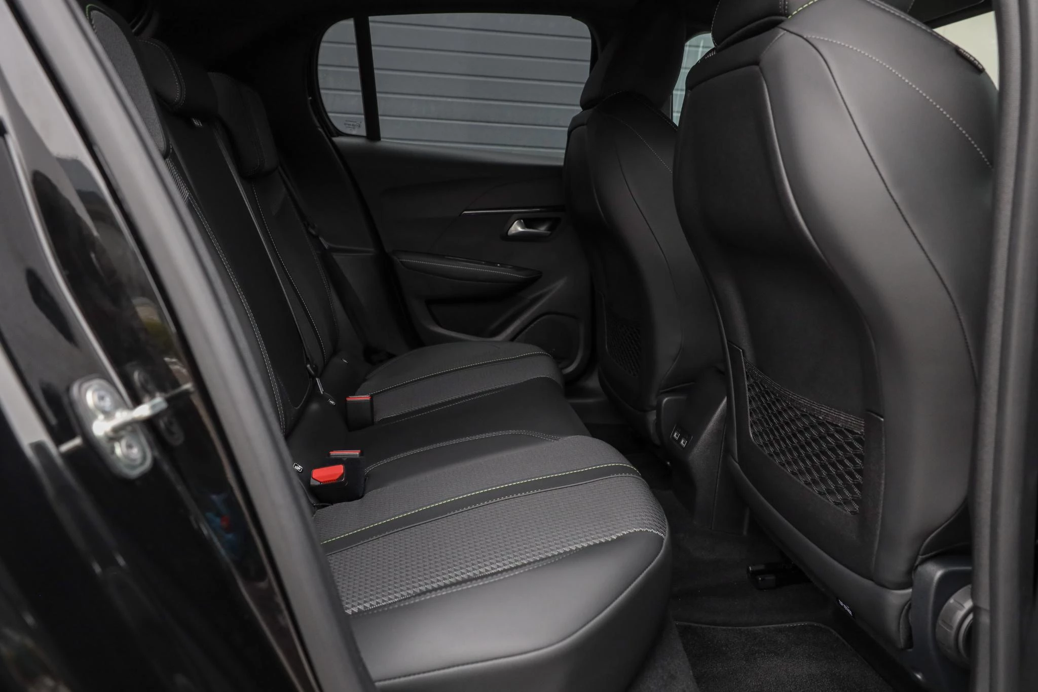 Hoofdafbeelding Peugeot e-208