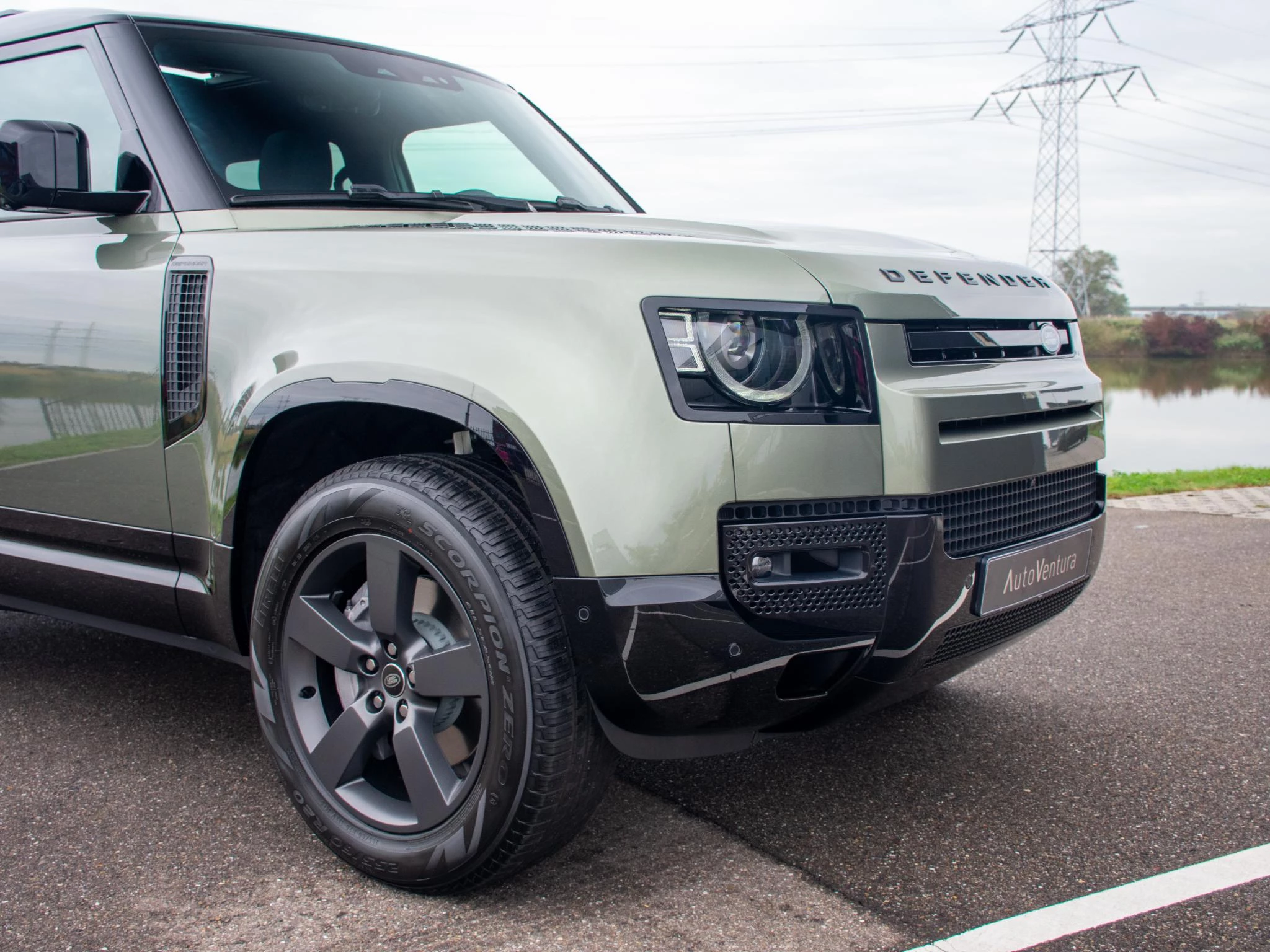 Hoofdafbeelding Land Rover Defender