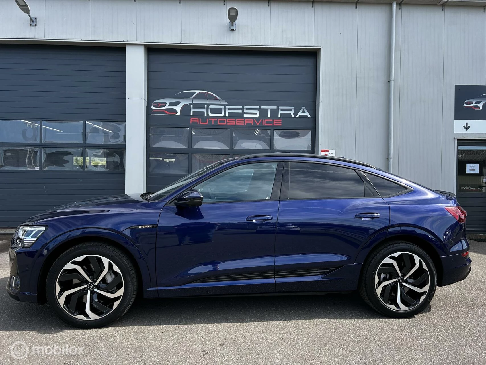 Hoofdafbeelding Audi e-tron