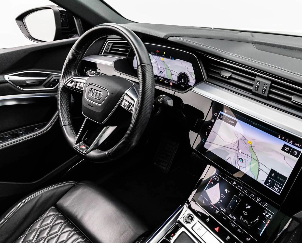 Hoofdafbeelding Audi e-tron