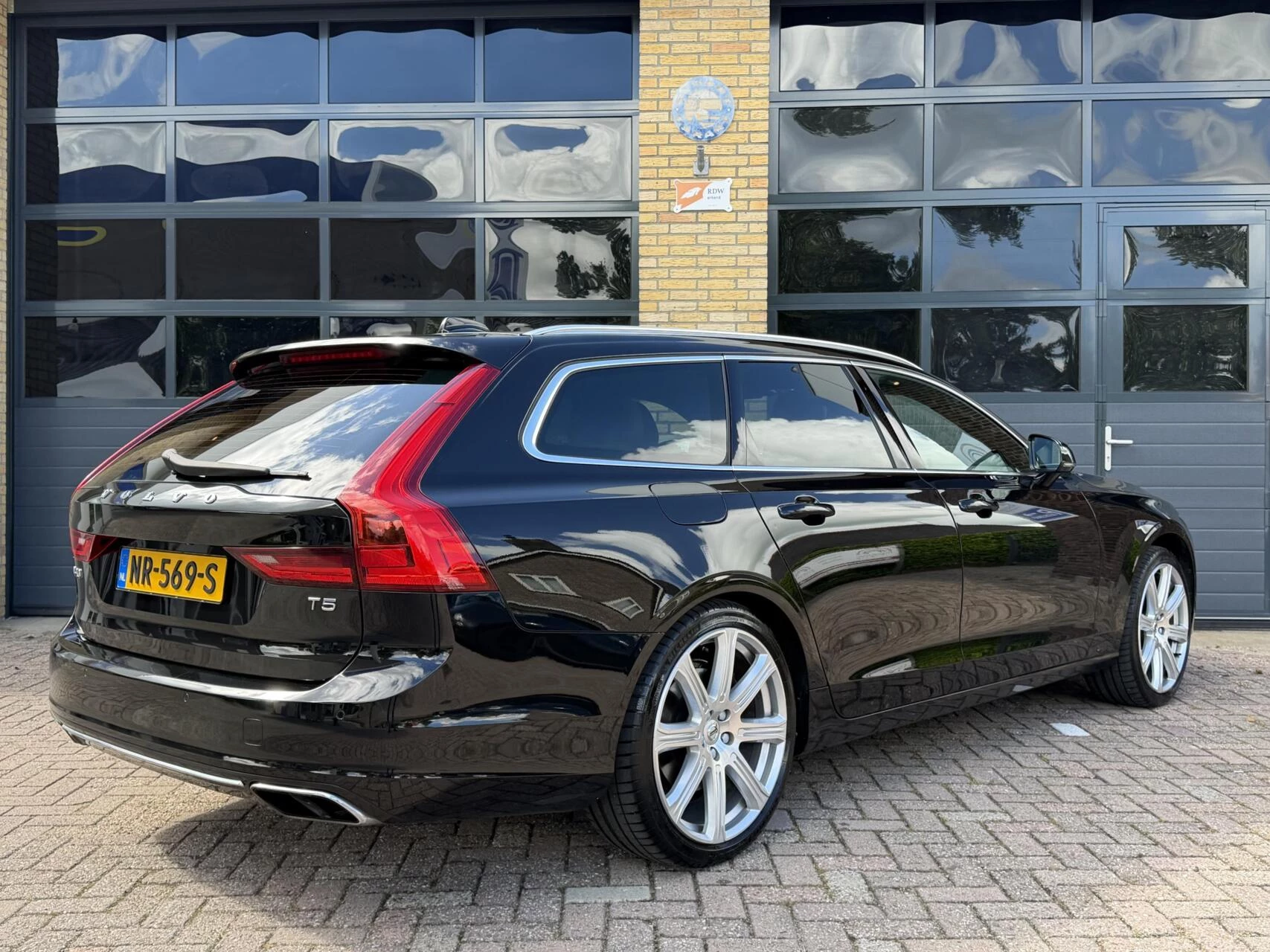 Hoofdafbeelding Volvo V90