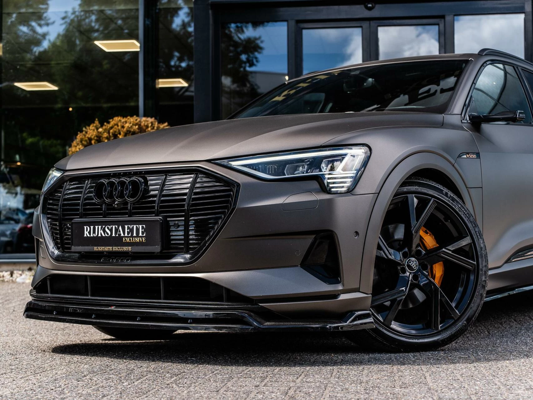 Hoofdafbeelding Audi e-tron