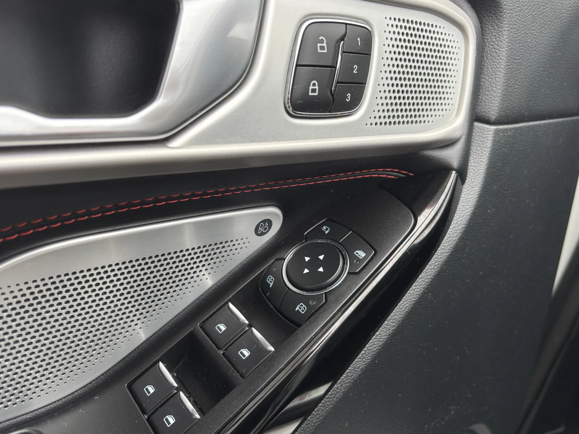 Hoofdafbeelding Ford Explorer