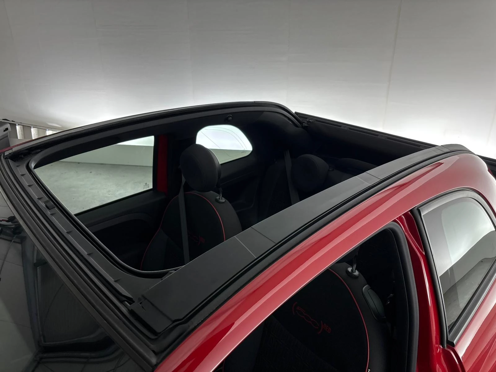 Hoofdafbeelding Fiat 500C