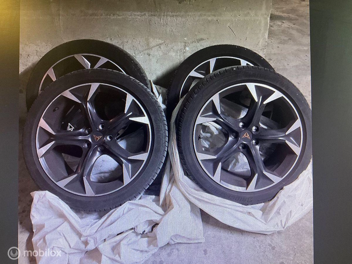 Hoofdafbeelding CUPRA Formentor