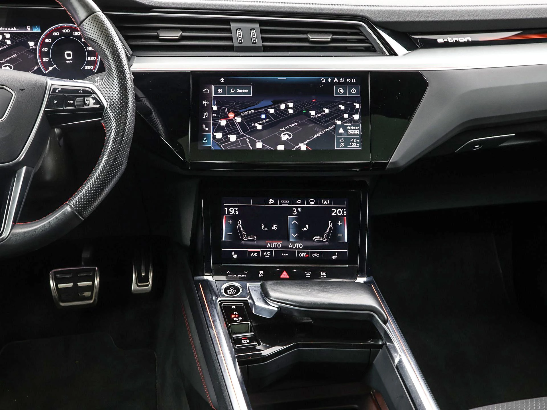 Hoofdafbeelding Audi Q8 Sportback e-tron