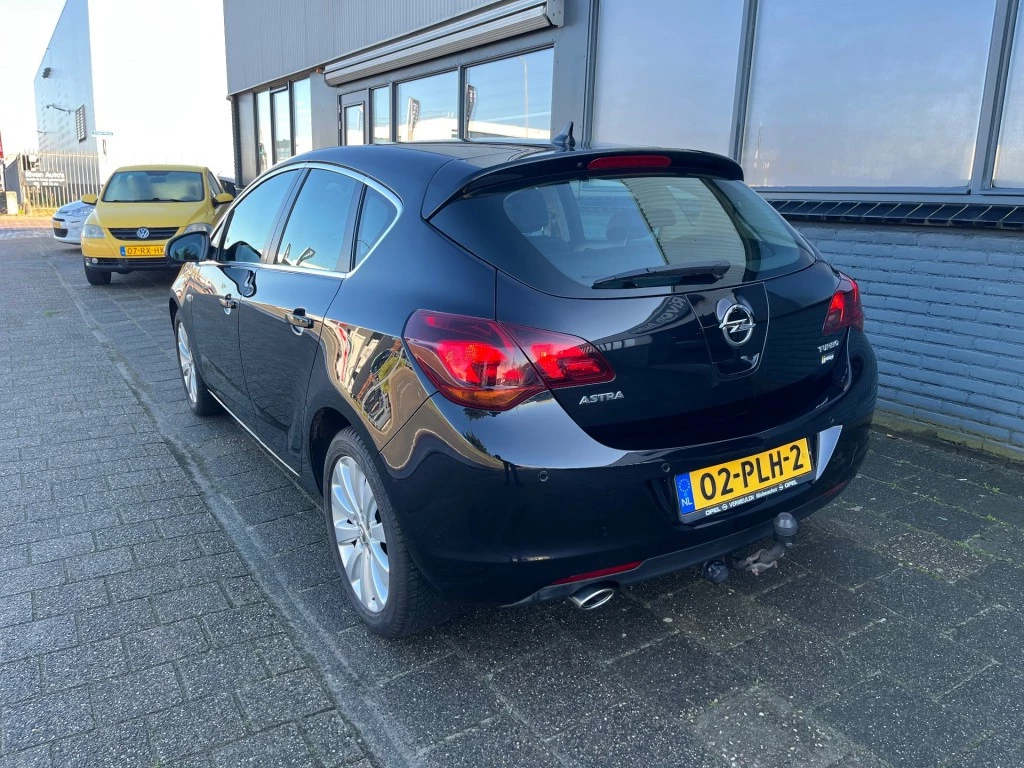Hoofdafbeelding Opel Astra