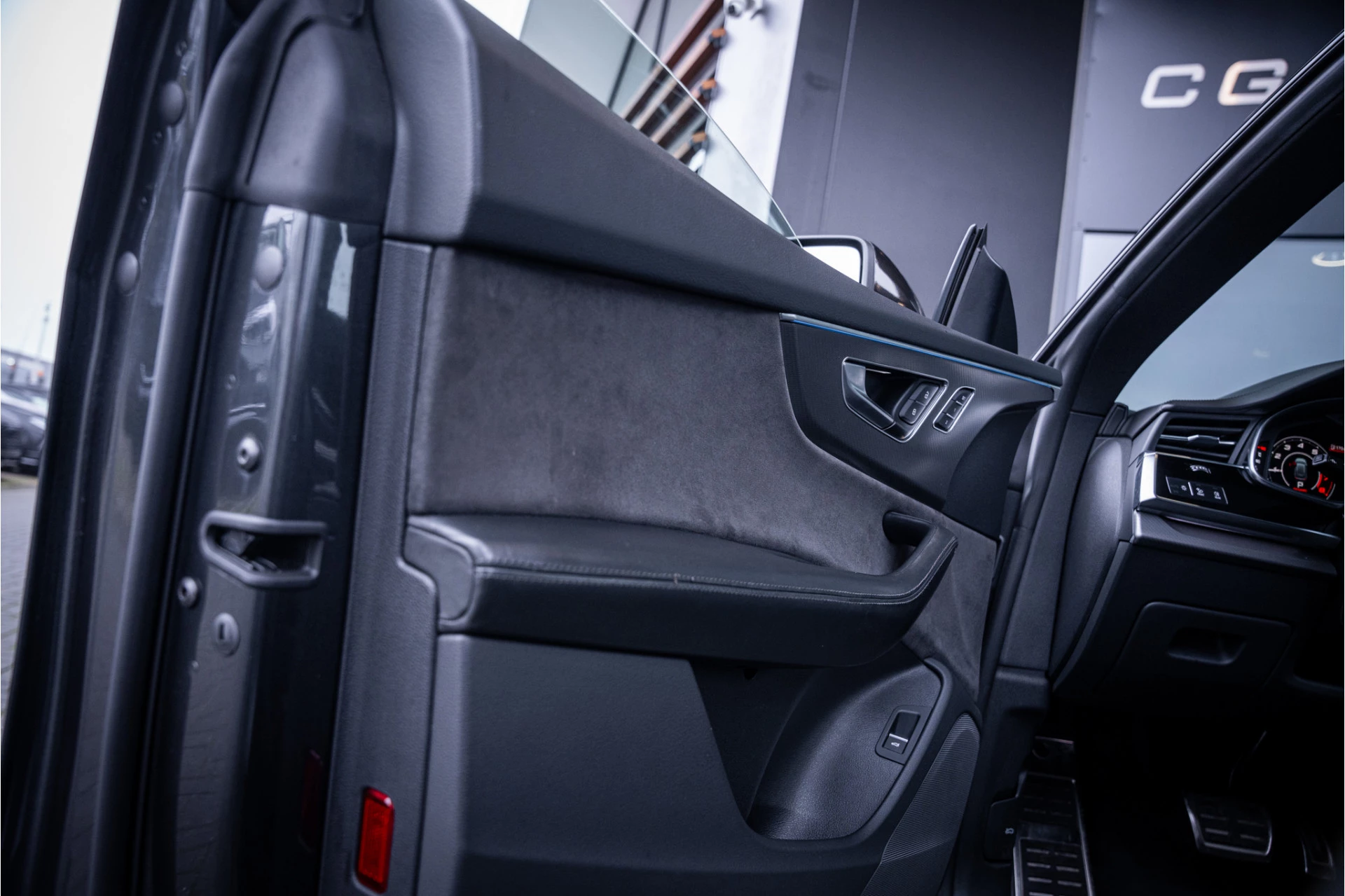 Hoofdafbeelding Audi RSQ8